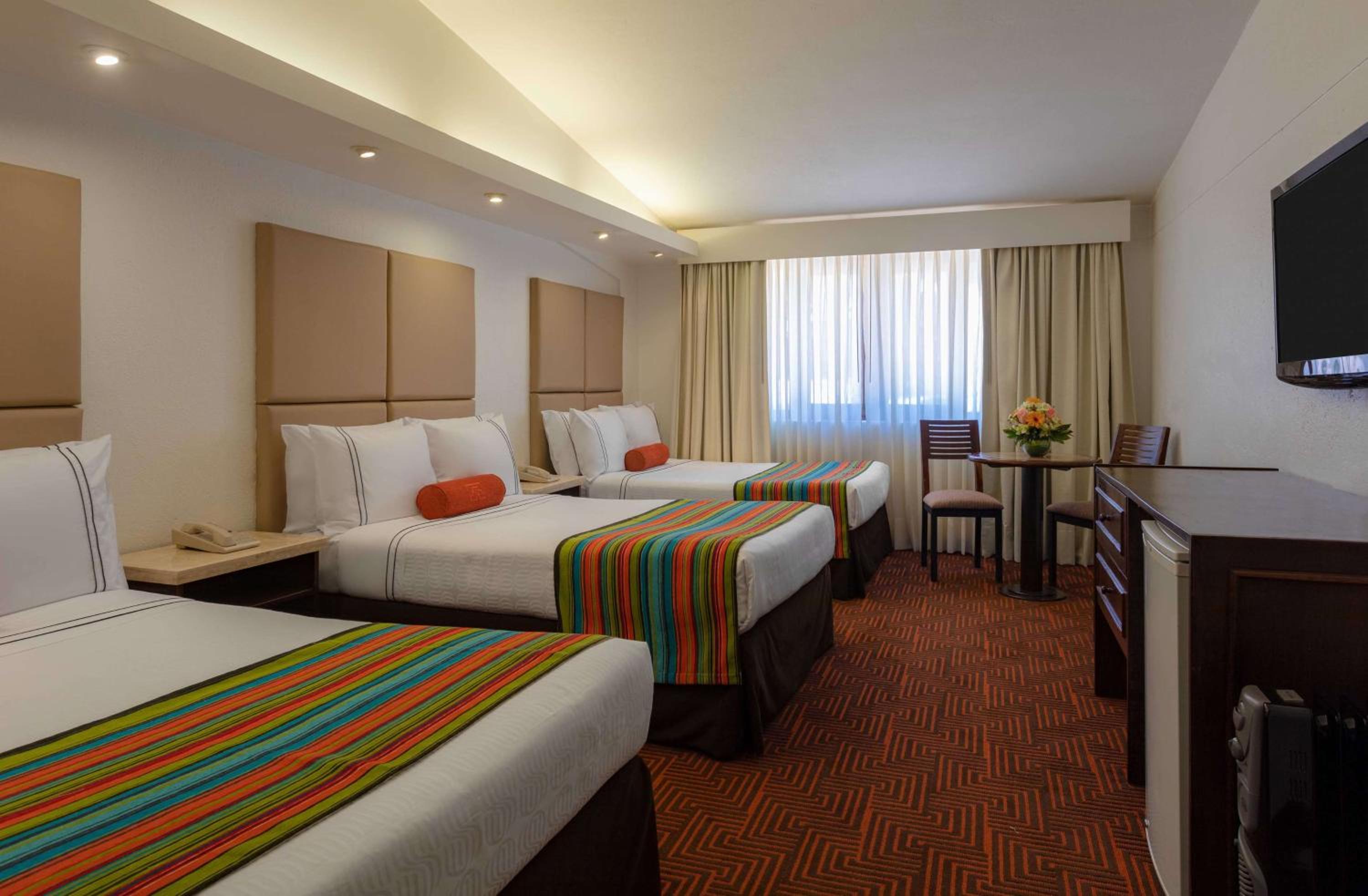 Triple Room with Mountain View
