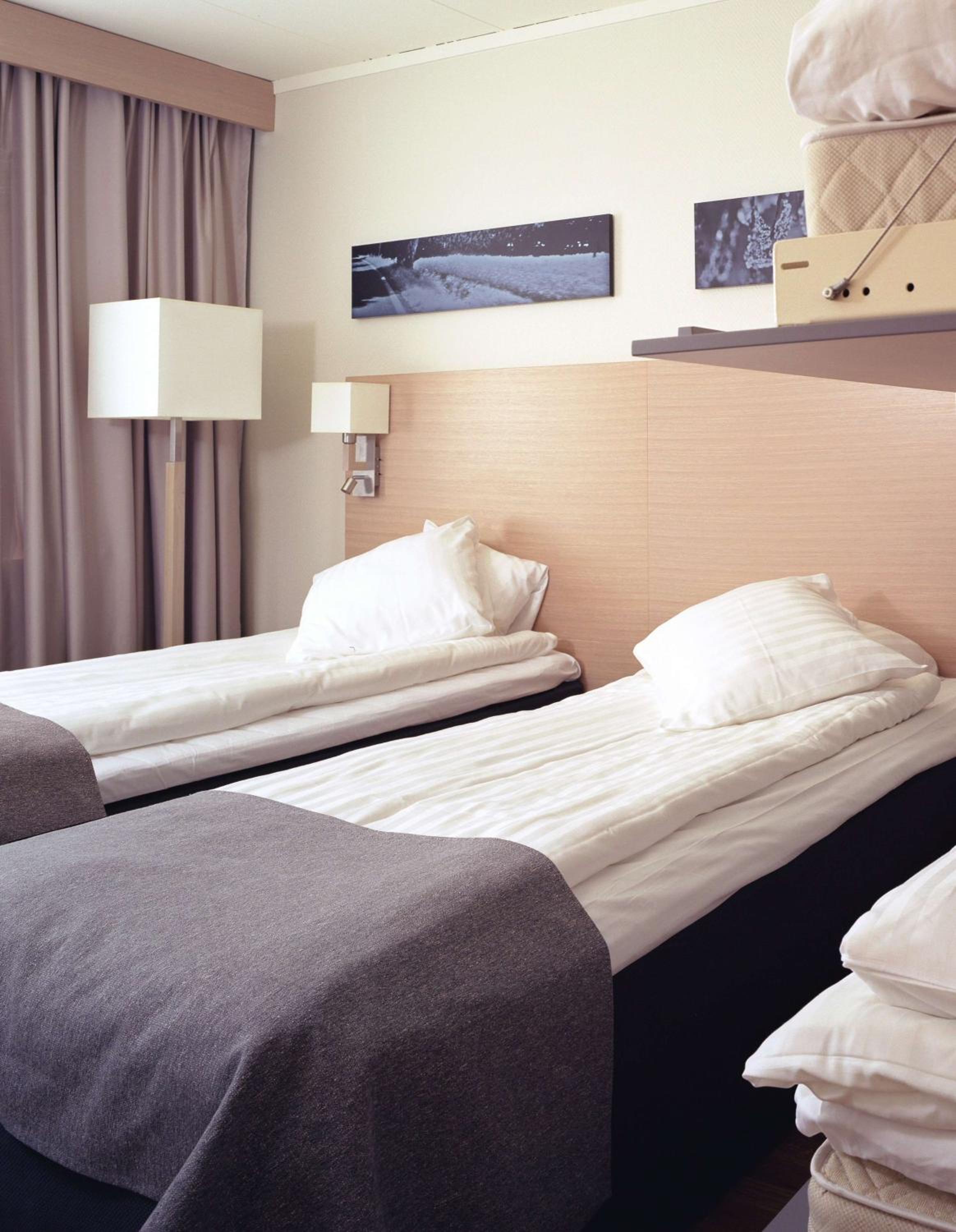 Standard Double or Twin Room - Photo 3