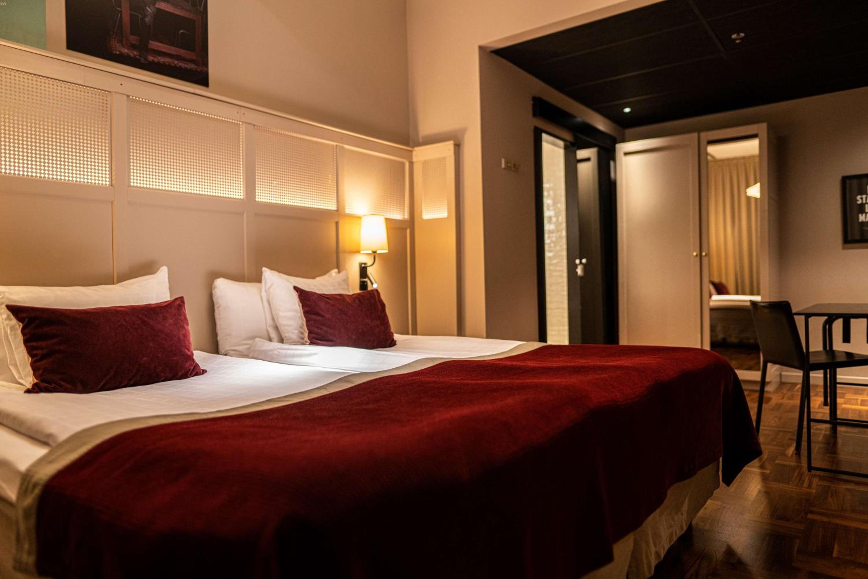 Twin Room without Window