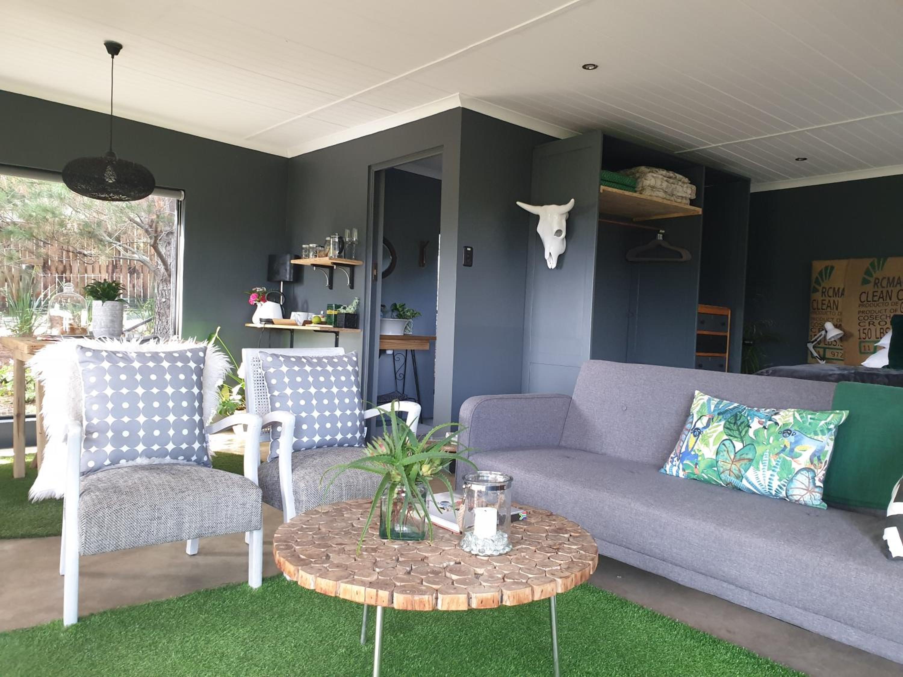 Apartment - Photo 2