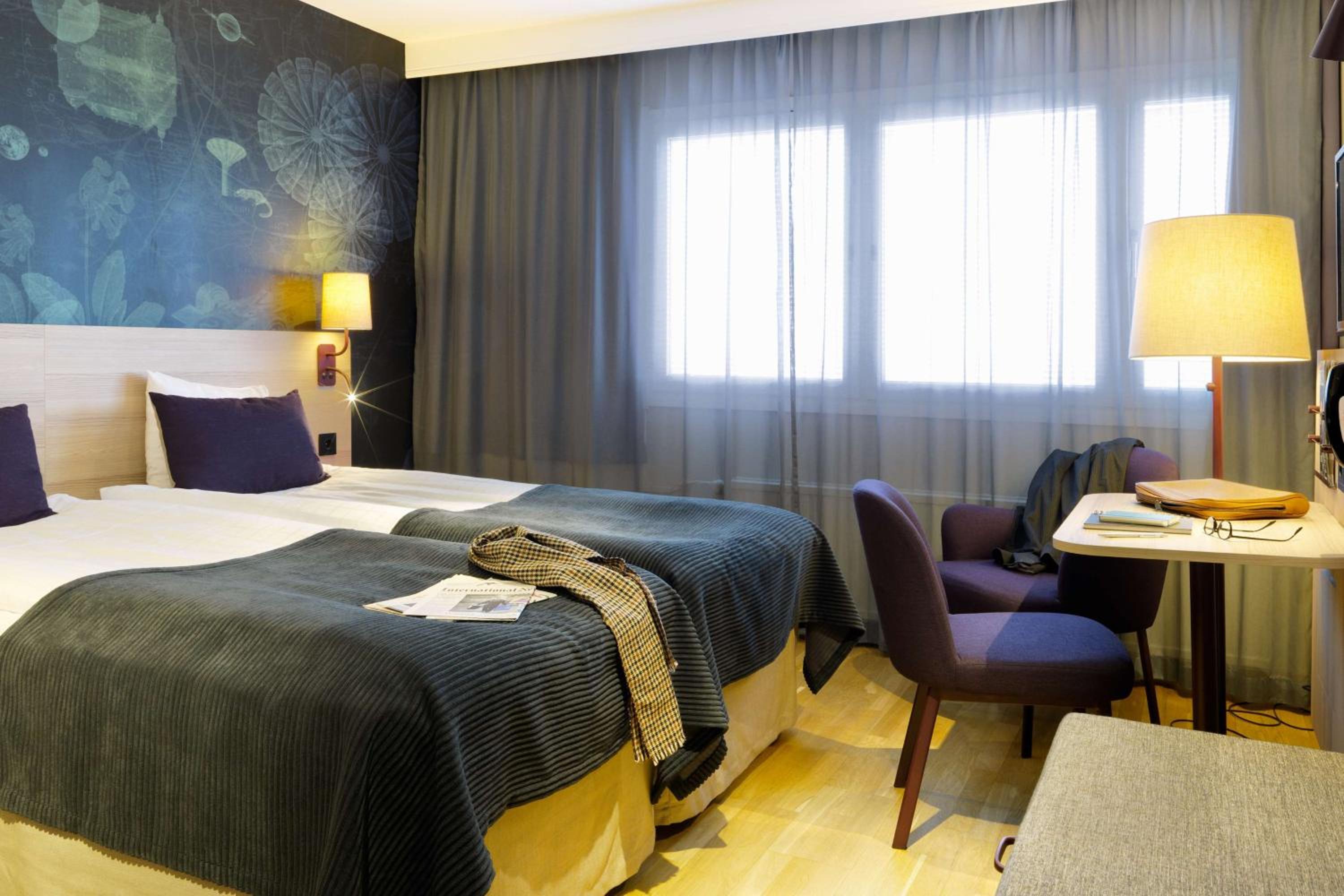 Standard Twin Room - Photo 1
