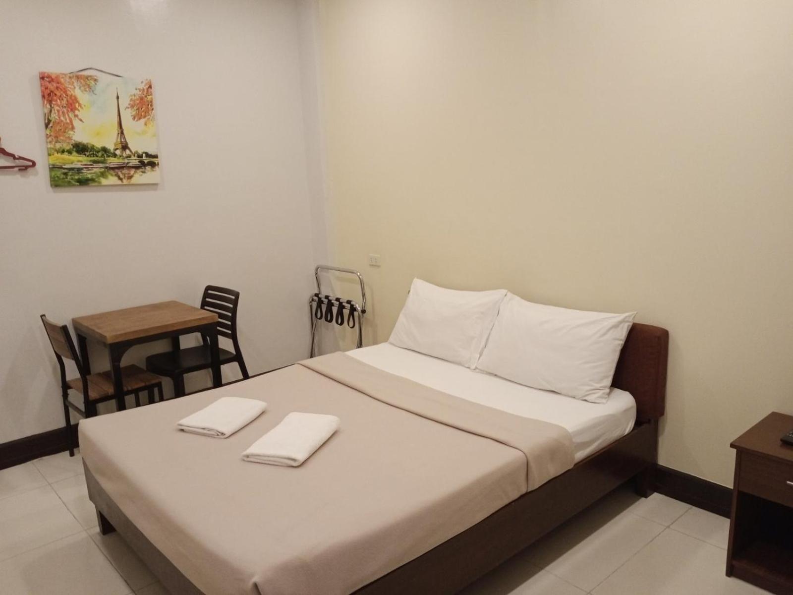 Deluxe Double Room - Photo 2