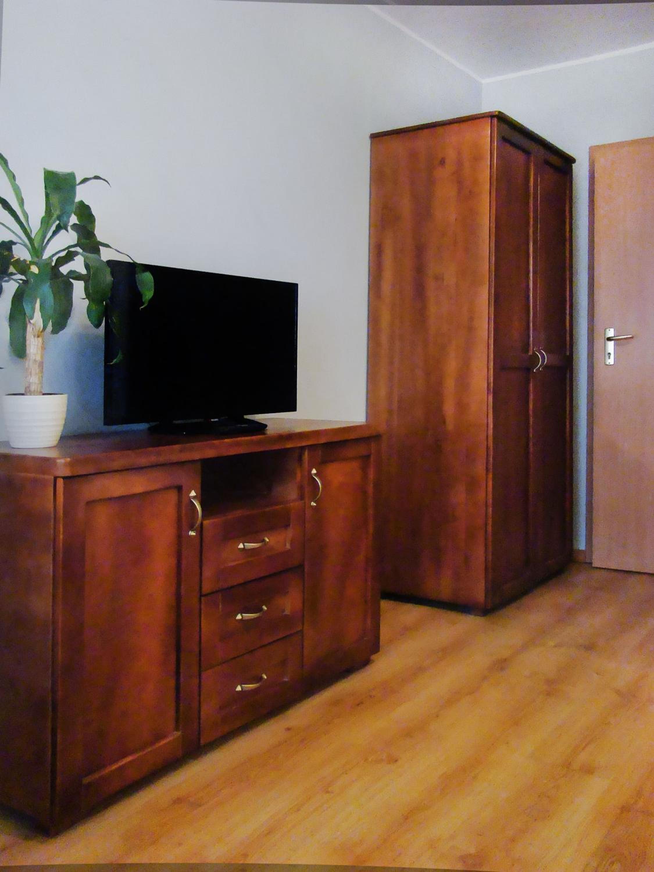 Double Room - Photo 6