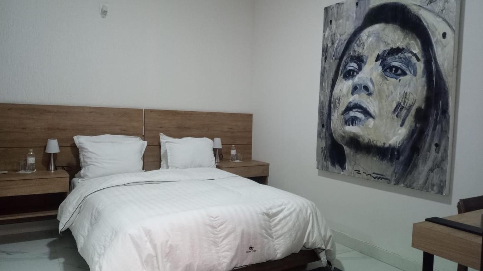 Large Double Room photo 1