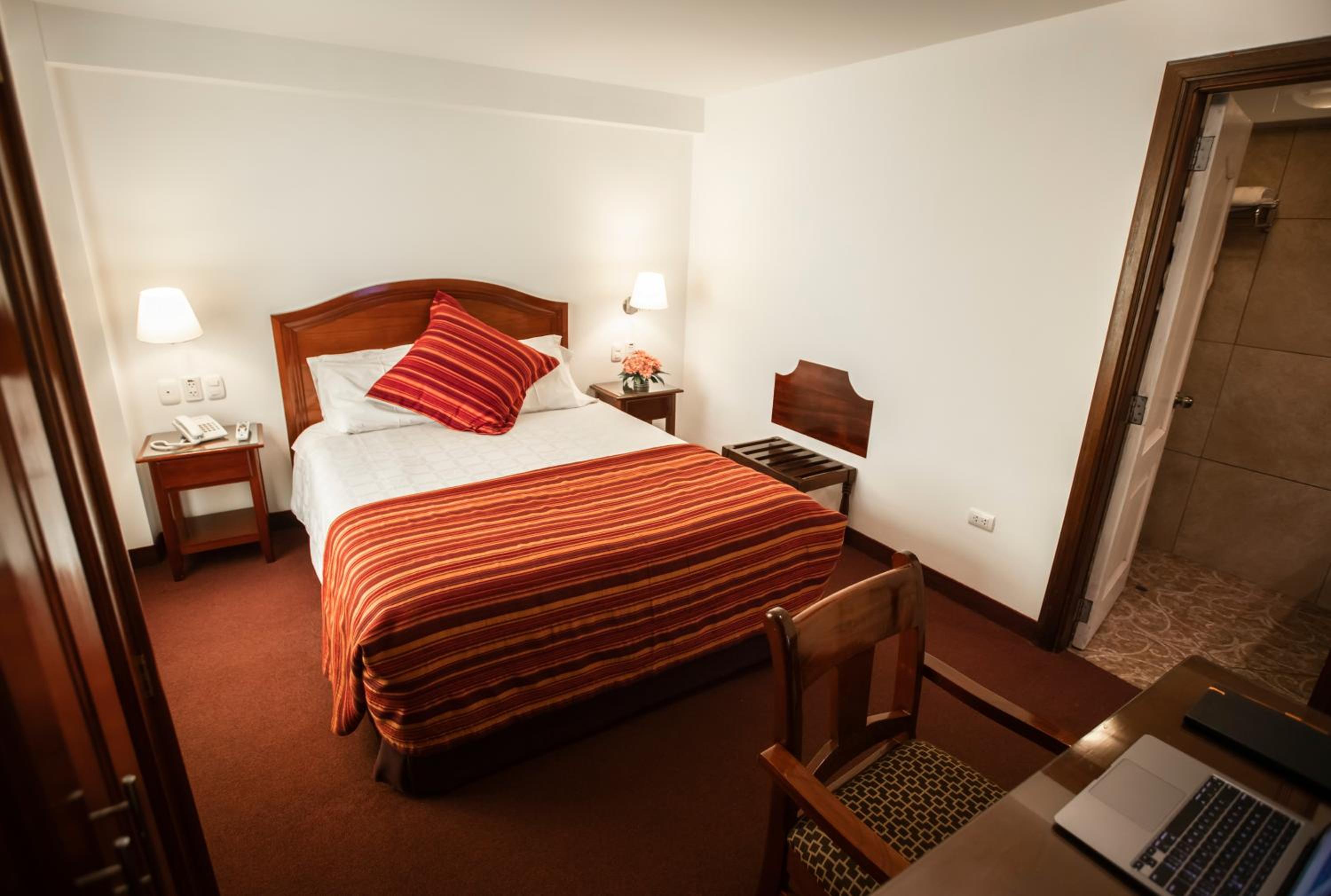 Standard Double Room - Photo 1