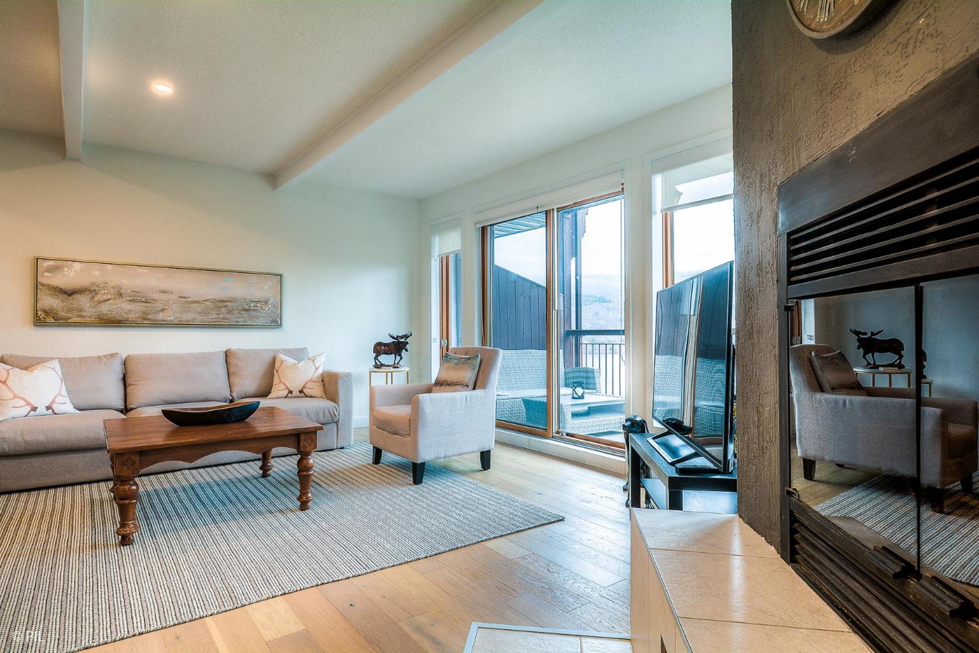 Apartment - Photo 1