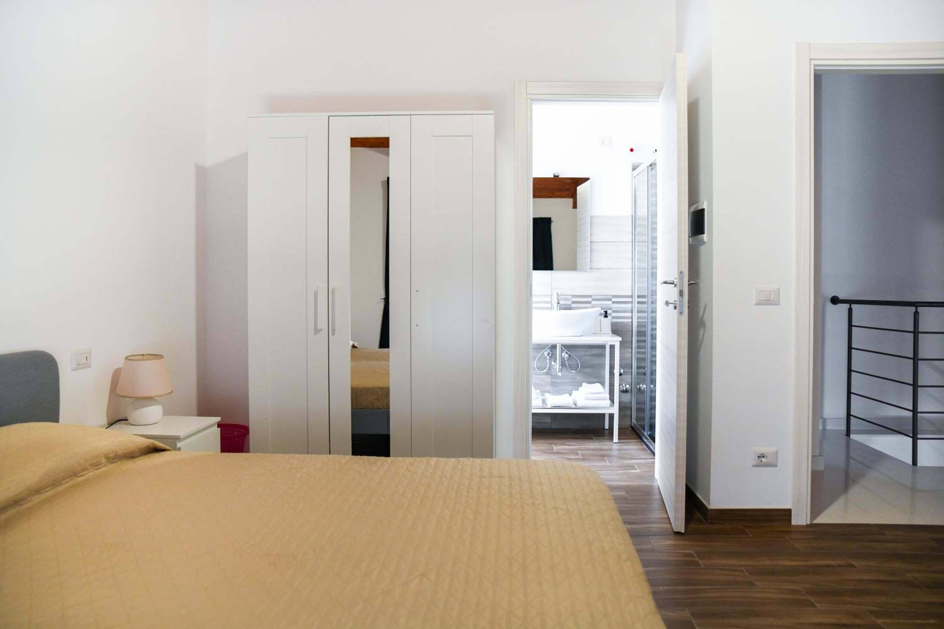 Triple Room with Private Bathroom photo 2