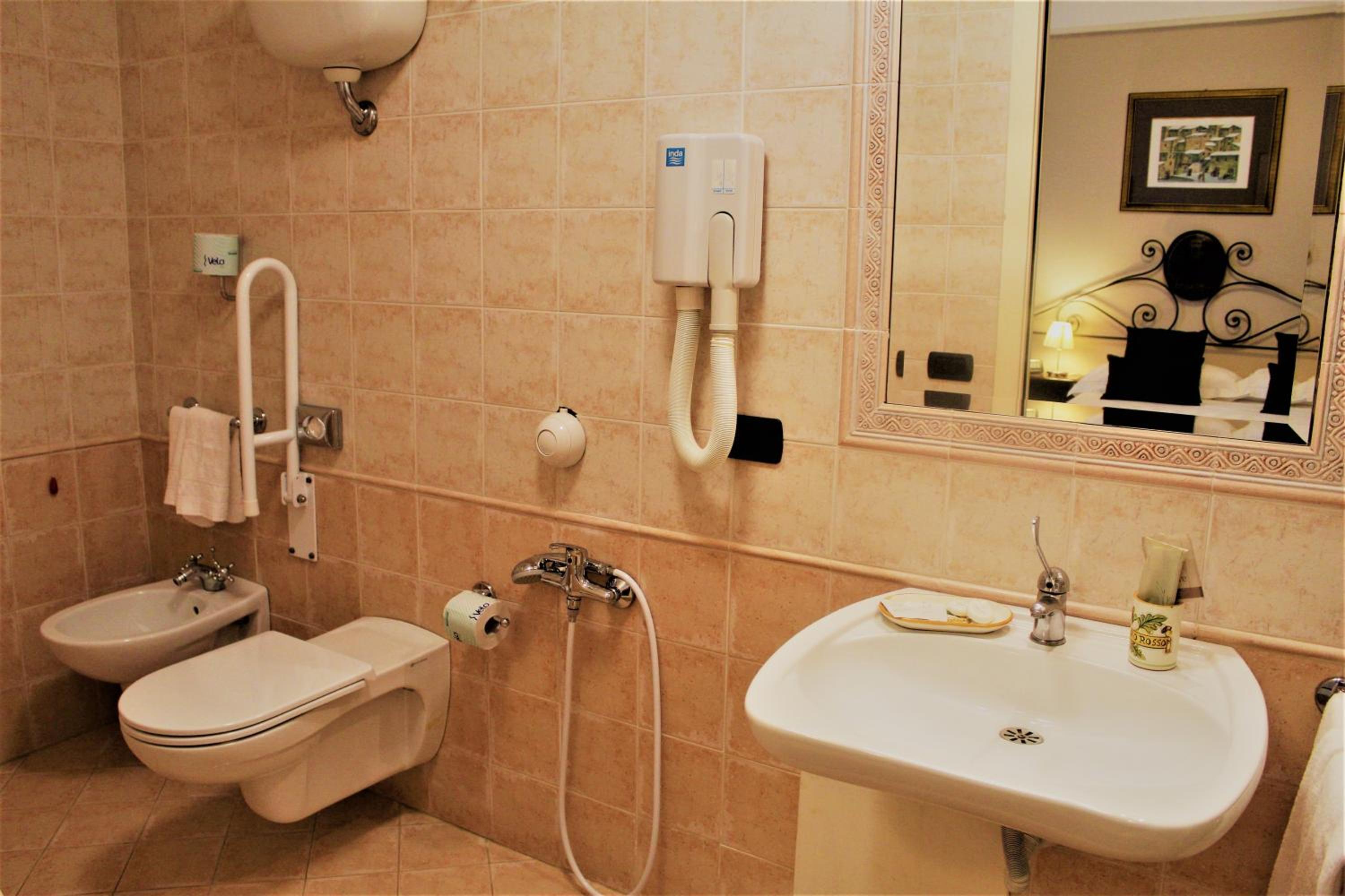 Triple Room photo 2