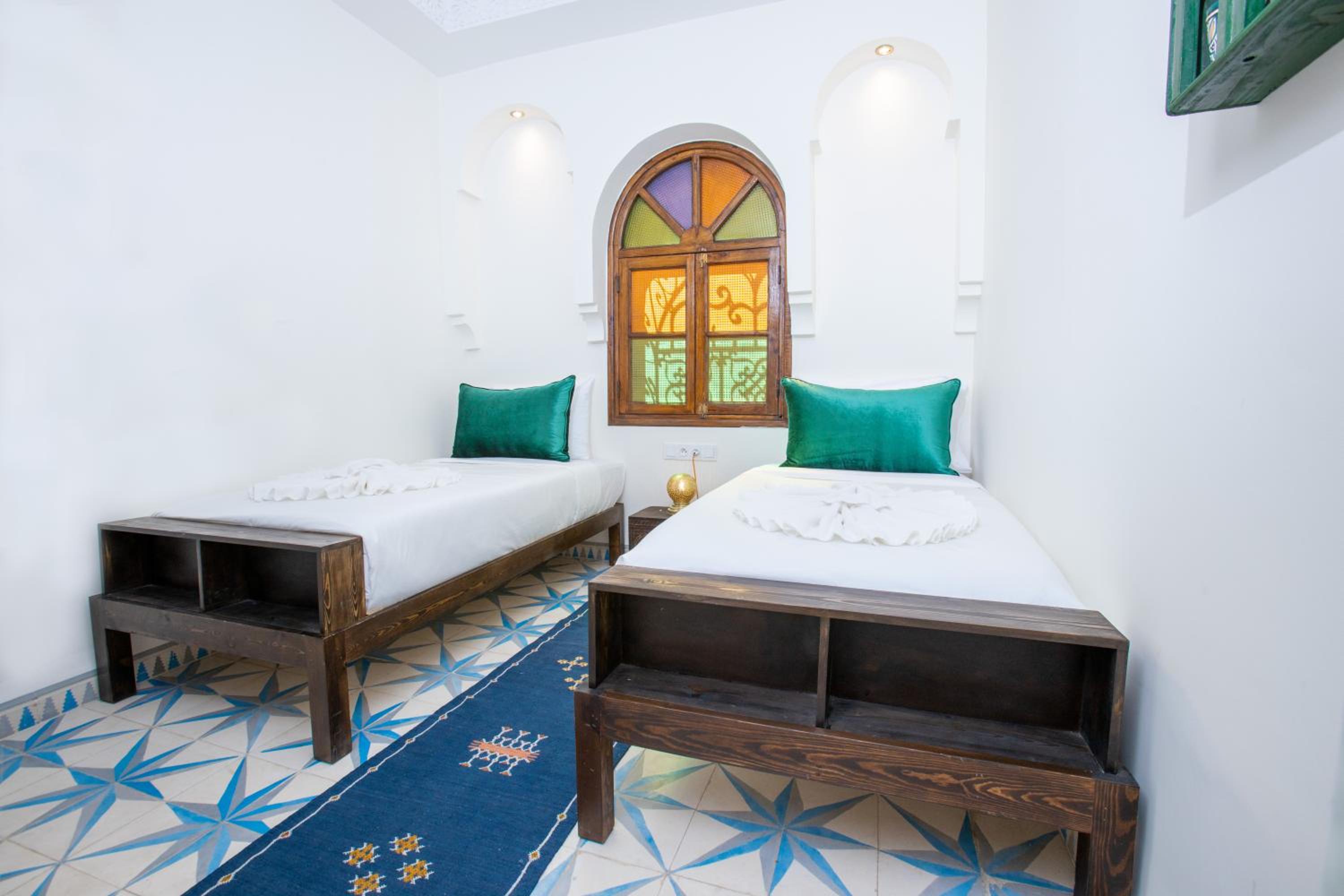 Deluxe Double or Twin Room - Photo 4