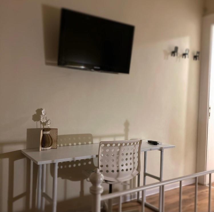 Double Room with Private Bathroom photo 2