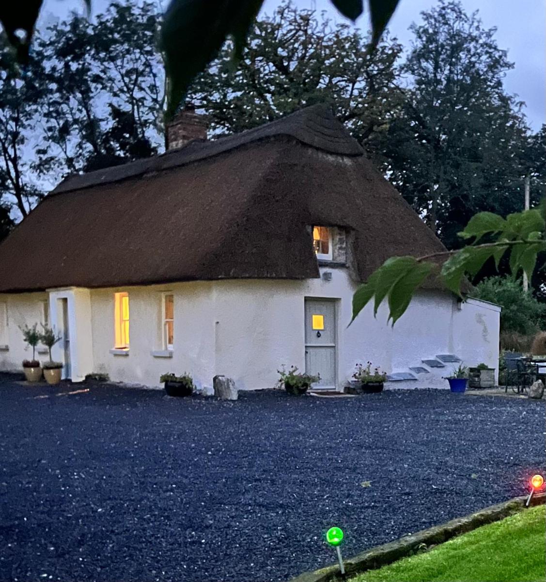 Two-Bedroom Cottage photo 1