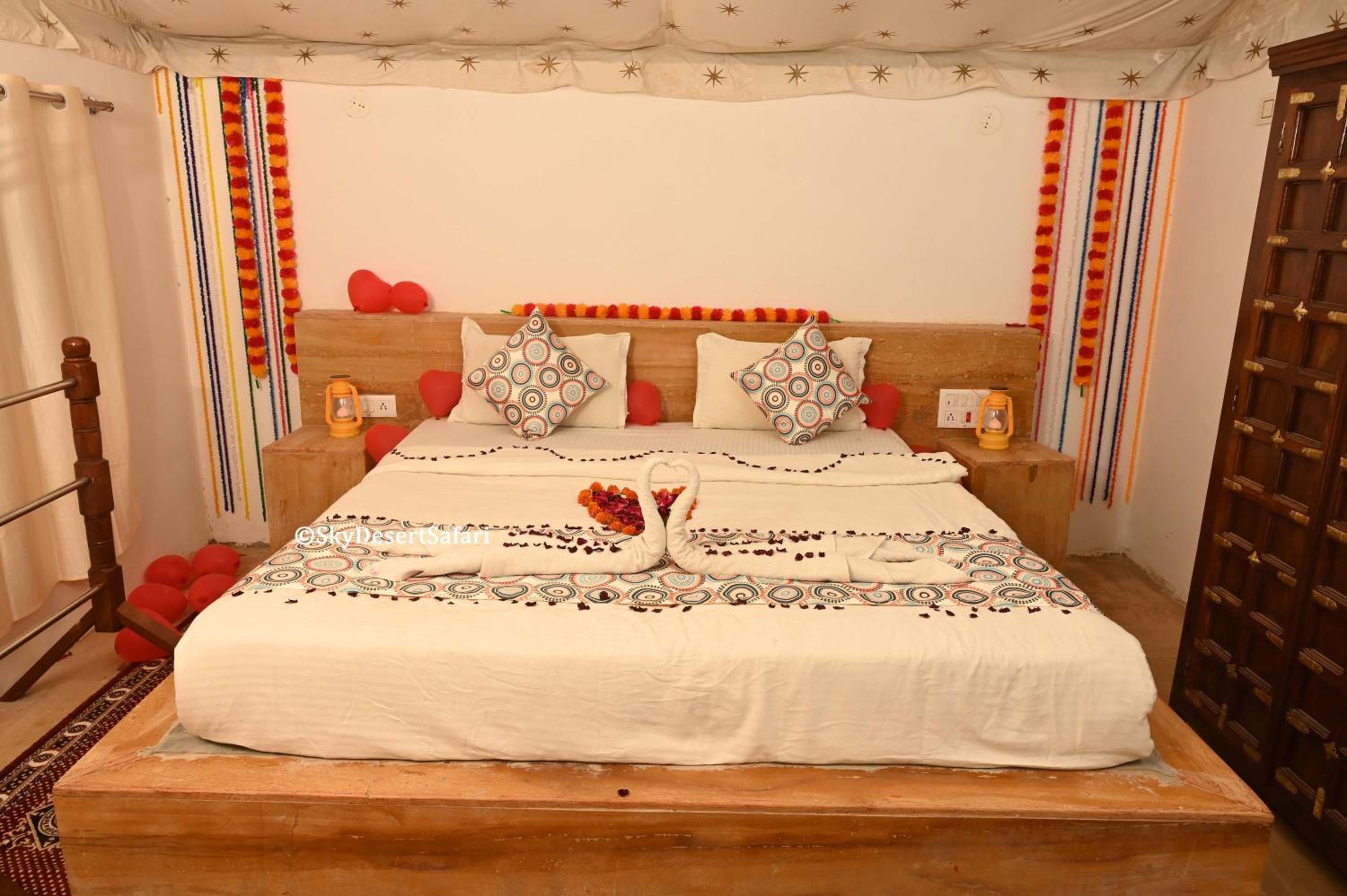 Super Deluxe Tent photo 3