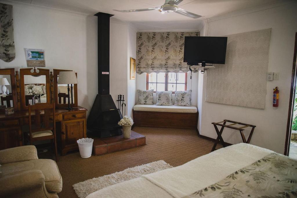 Luxury Twin Room - Photo 2
