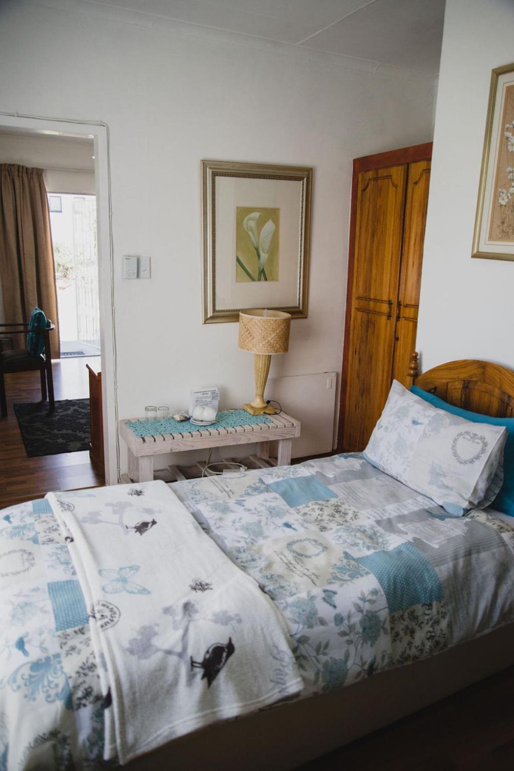 Deluxe Family Room - Photo 7