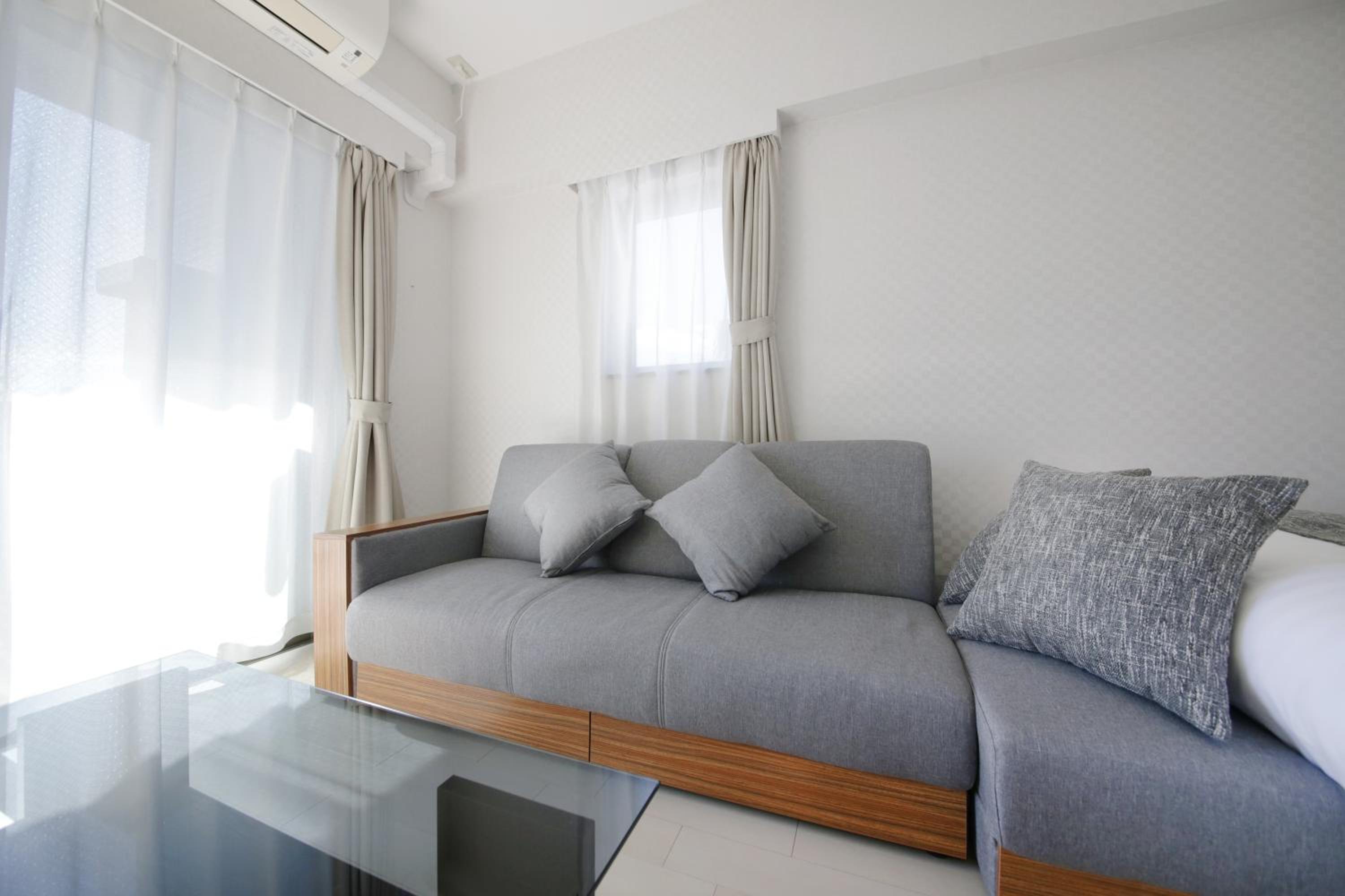 One-Bedroom Apartment photo 3