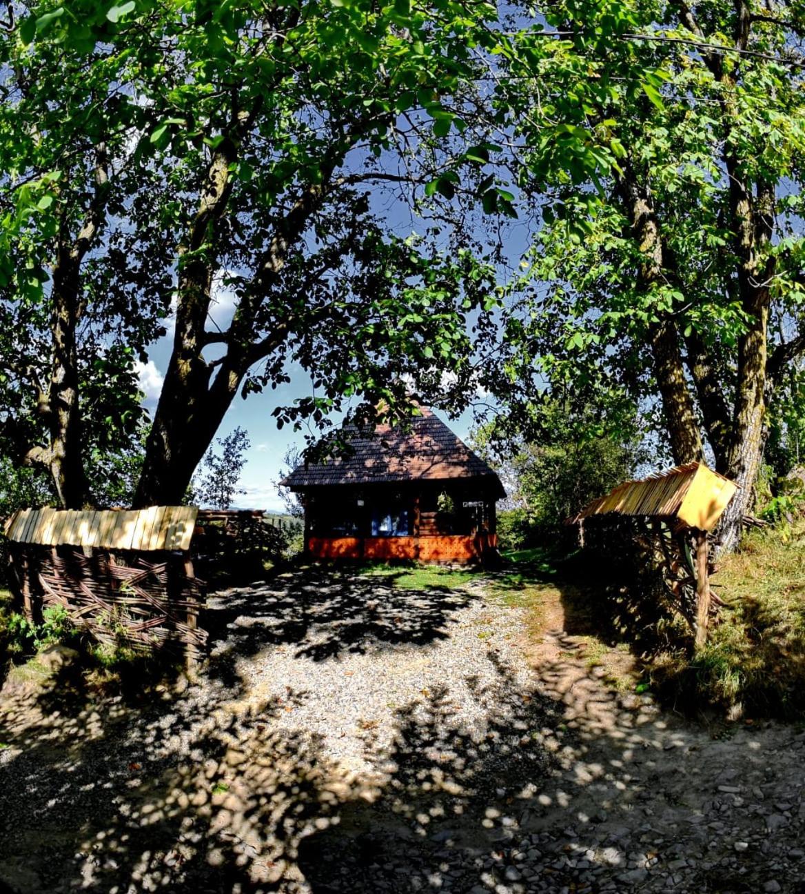 One-Bedroom Chalet - Photo 4
