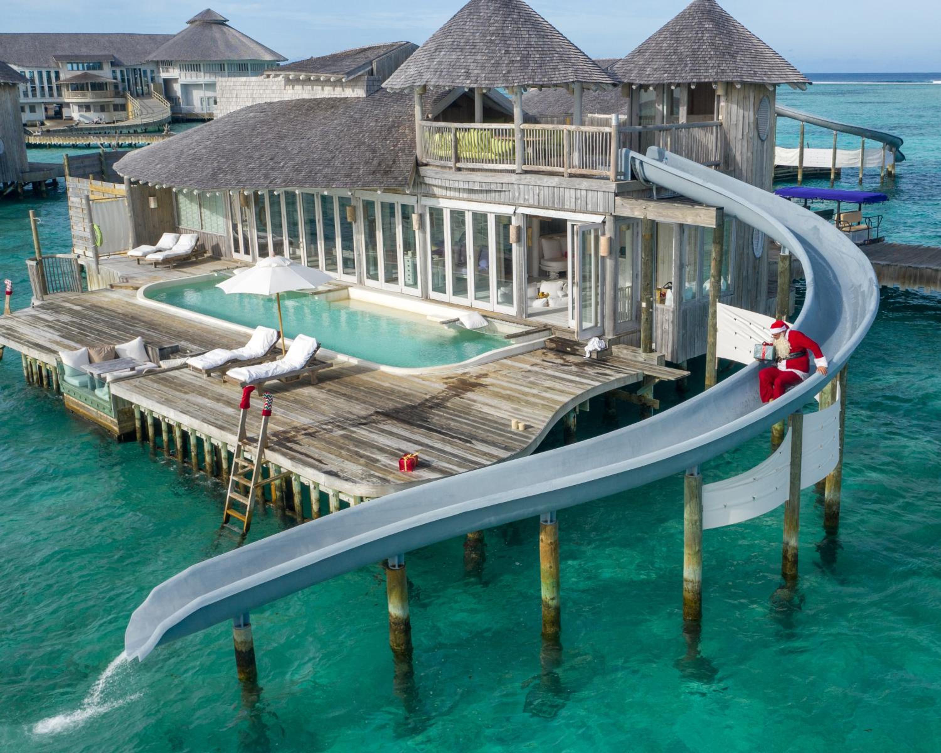 1 Bedroom Water Retreat with Slide 1 Bedroom Water Retreat with Slide