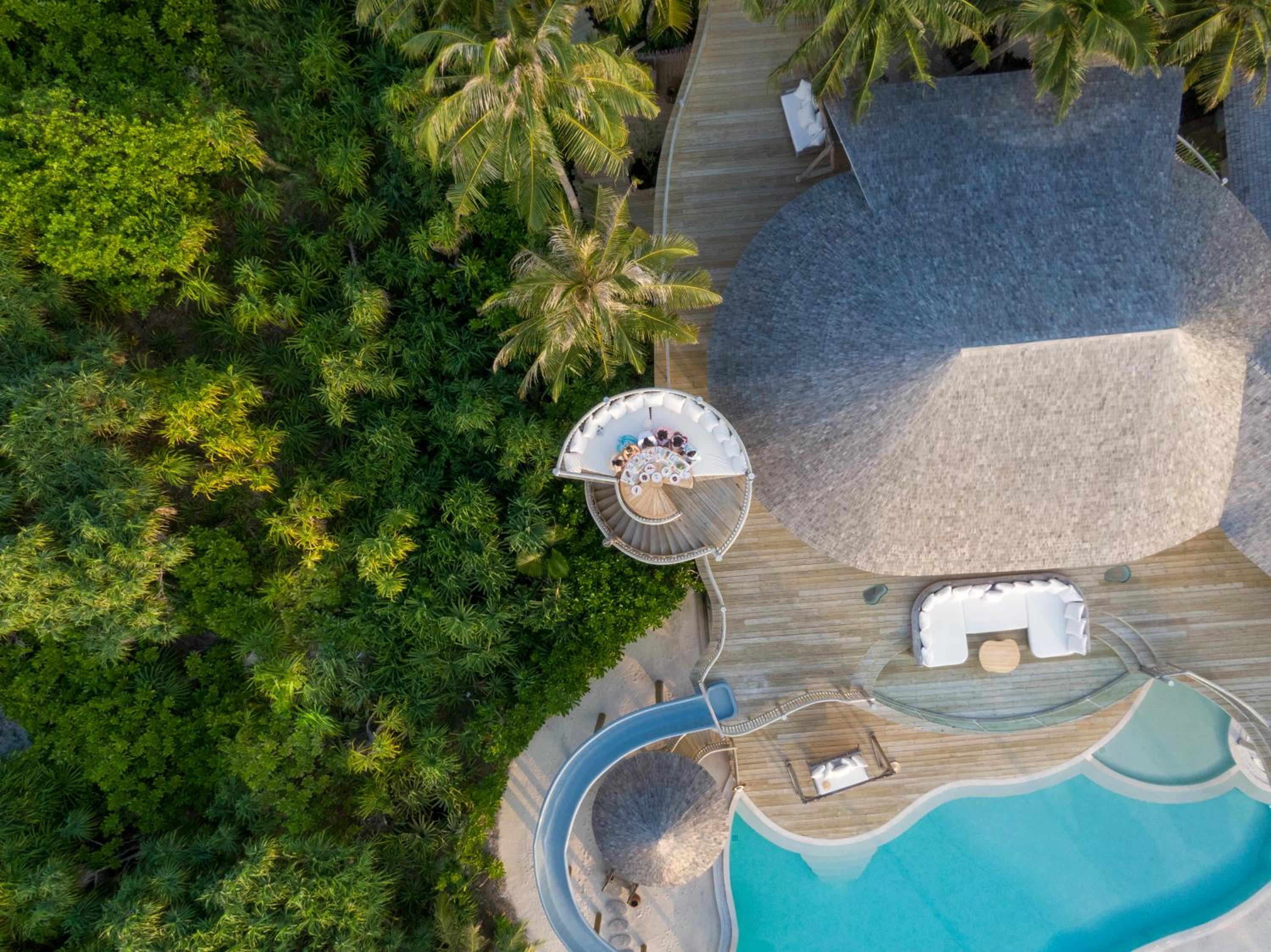 3 Bedroom Island Reserve with Slide 3 Bedroom Island Reserve with Slide