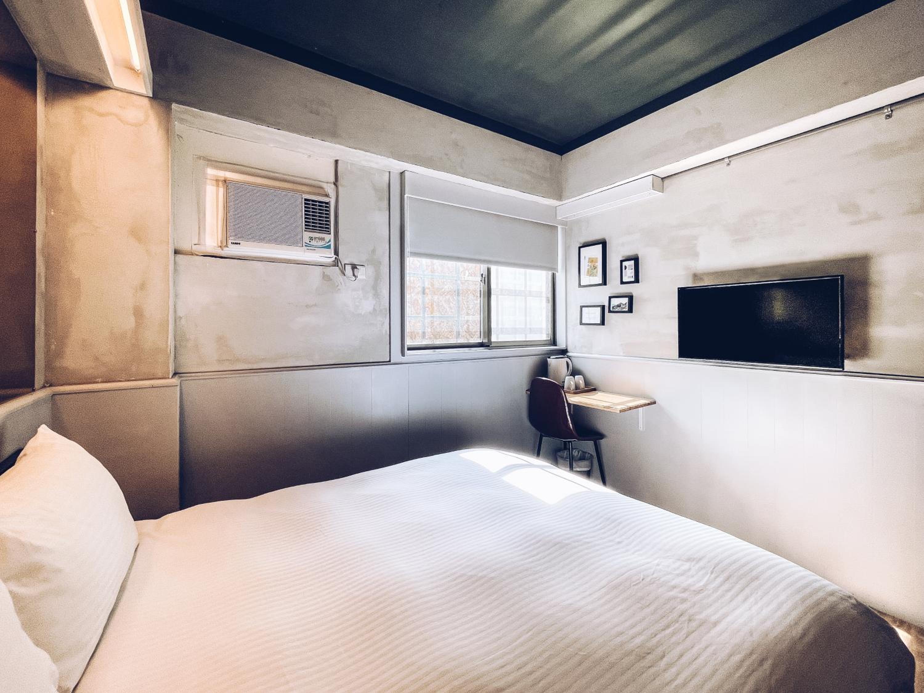 Standard Double Room - Photo 5