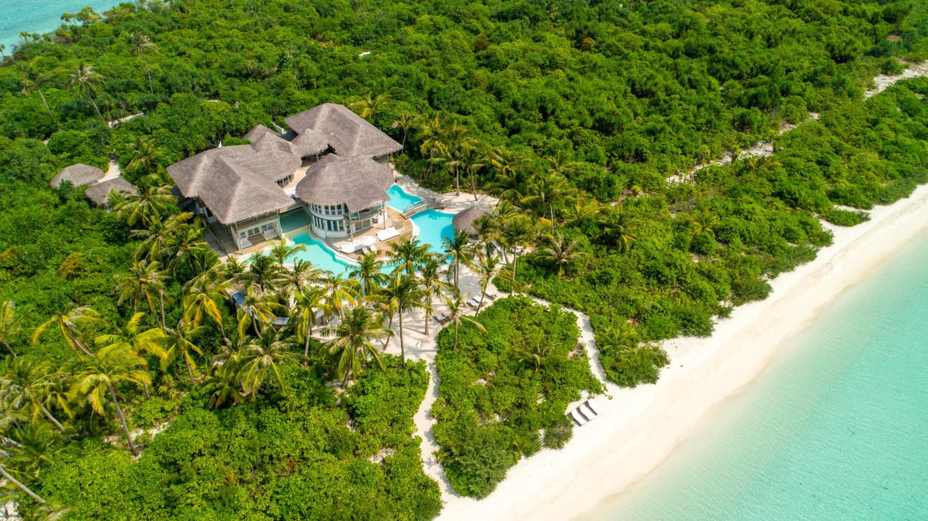 4 Bedroom Island Reserve With Slide 4 Bedroom Island Reserve With Slide