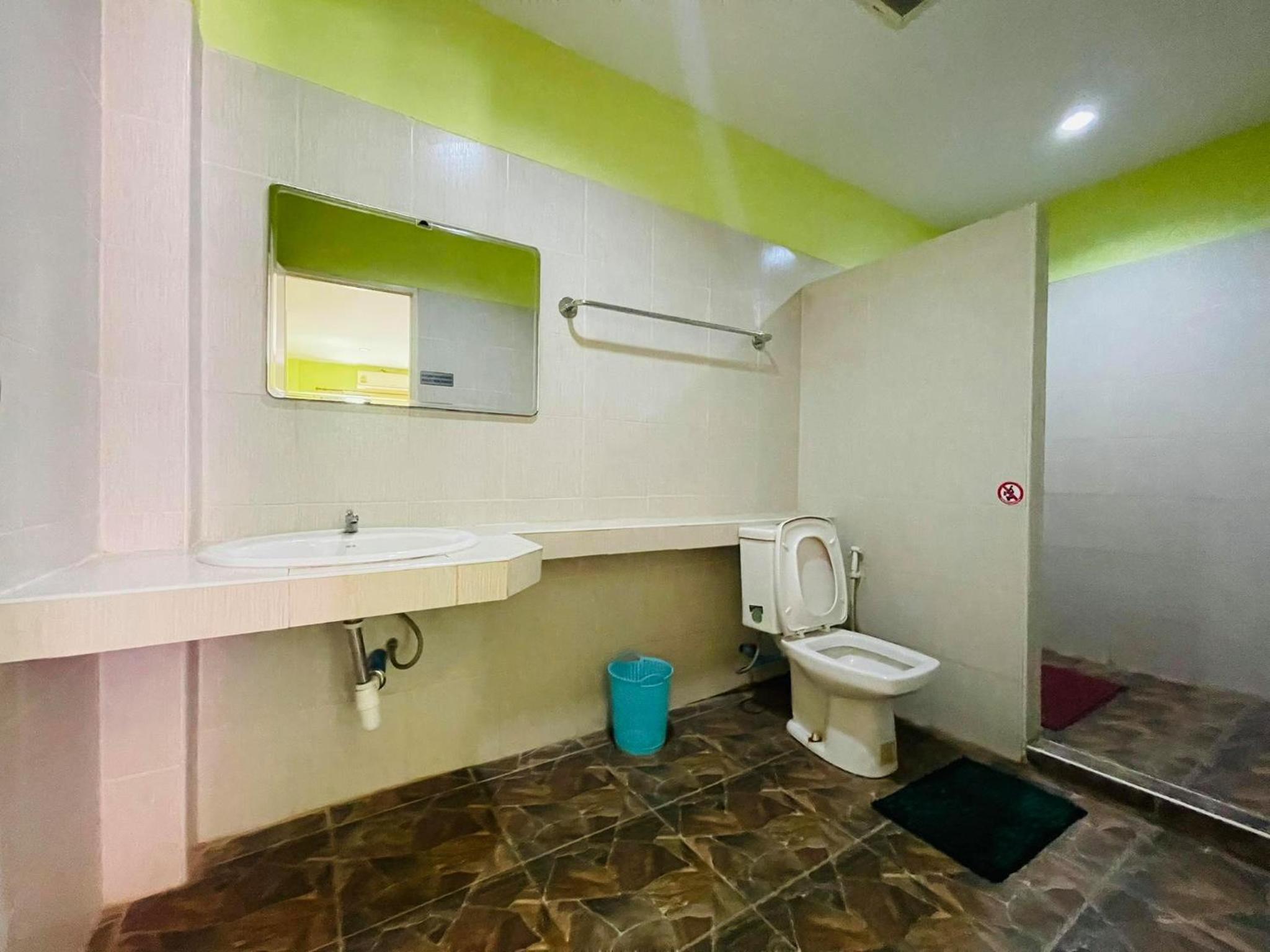 Double Room - Photo 4