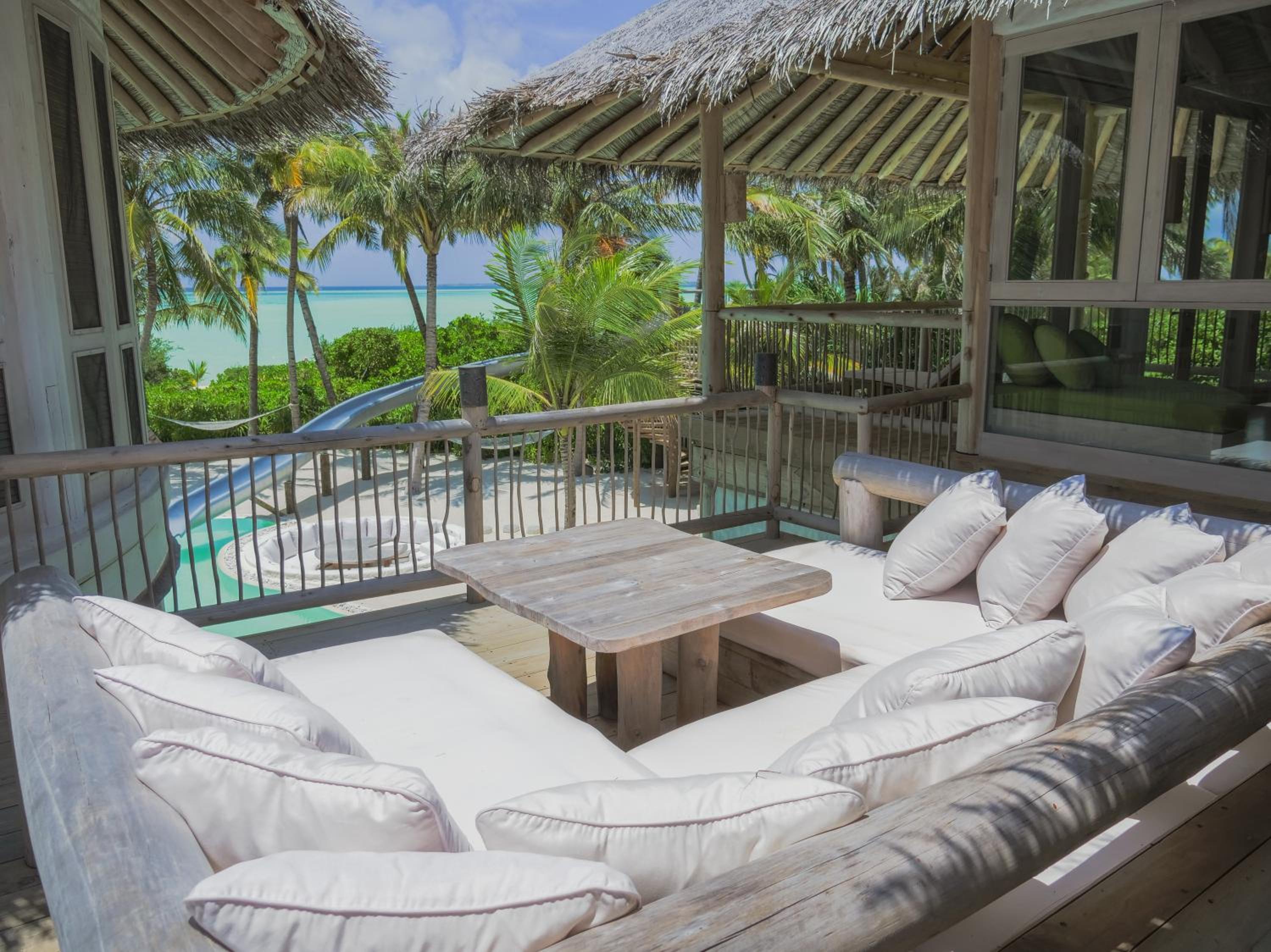 4 Bedroom Island Reserve With Slide 4 Bedroom Island Reserve With Slide