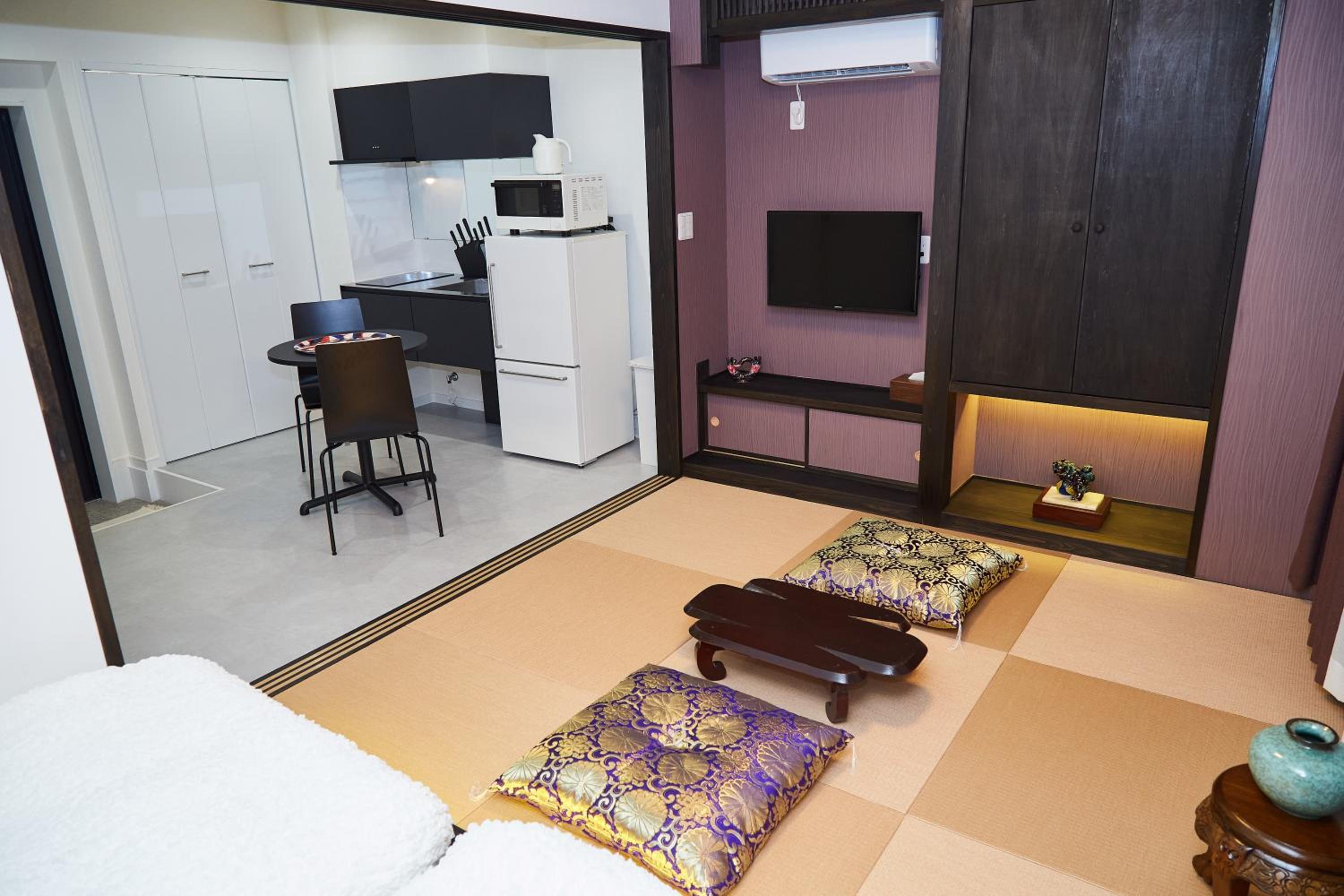 One-Bedroom Suite photo 3