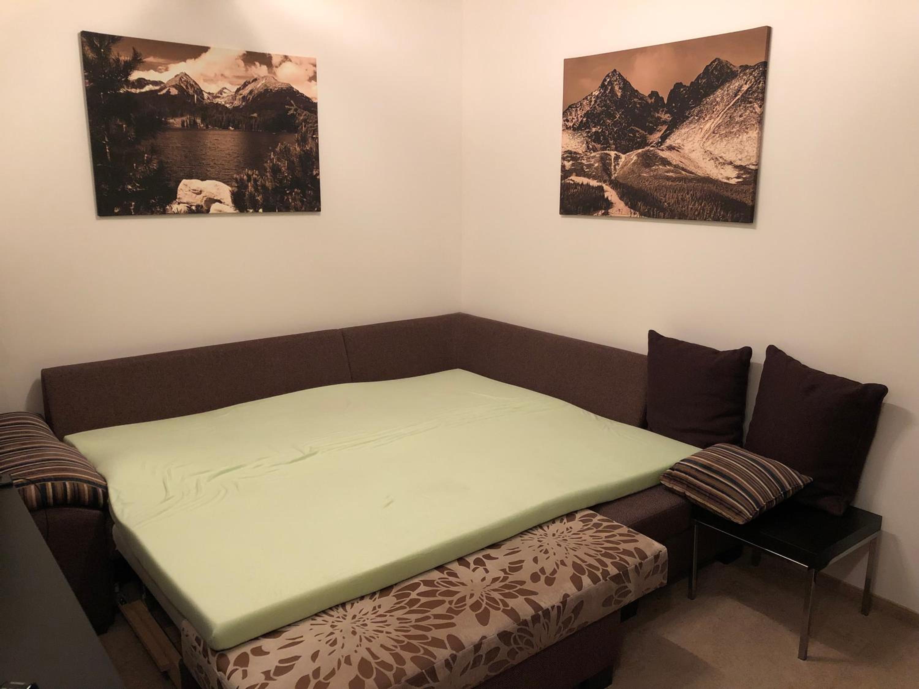 One-Bedroom Apartment - Photo 19