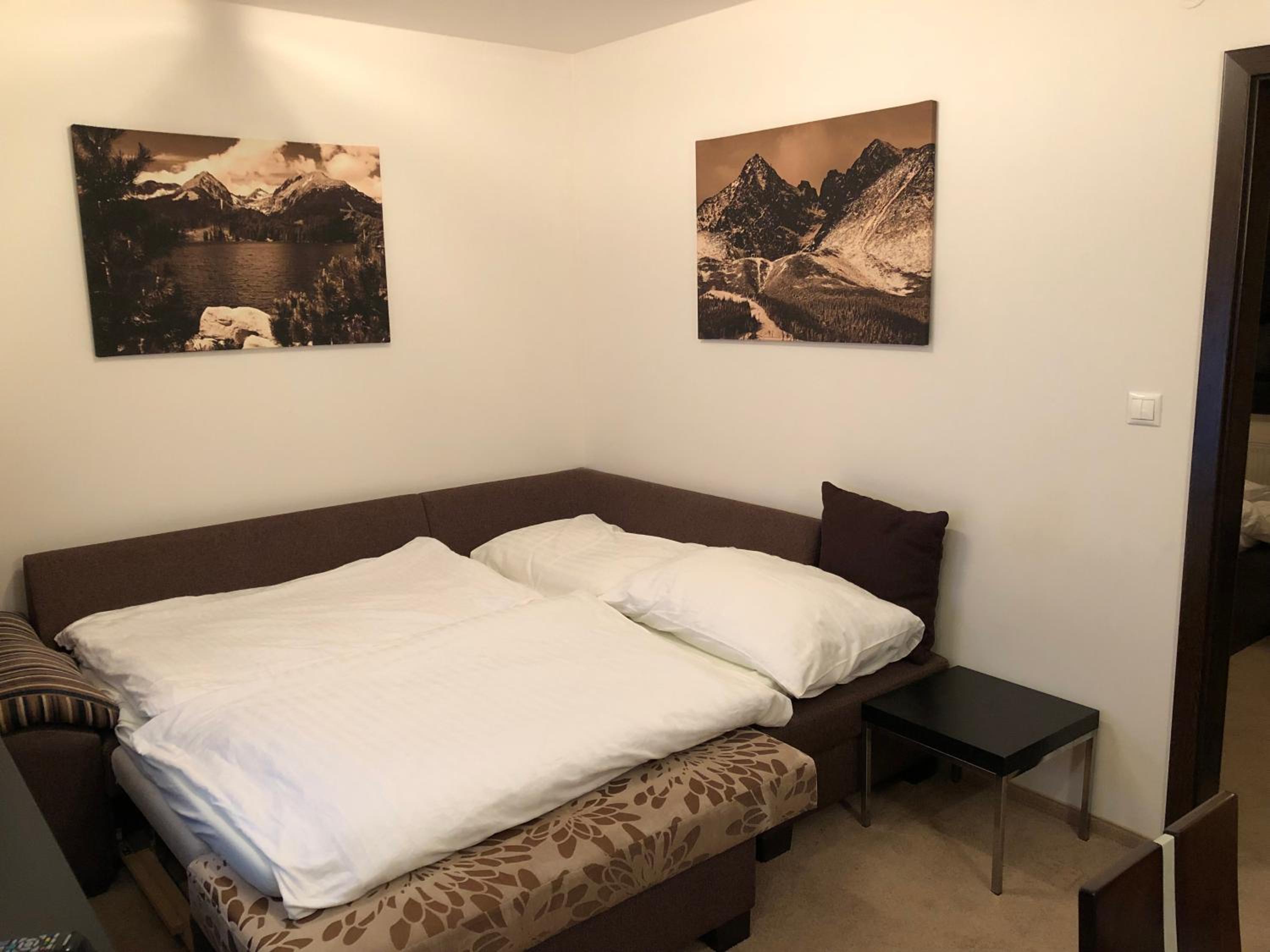 One-Bedroom Apartment - Photo 22