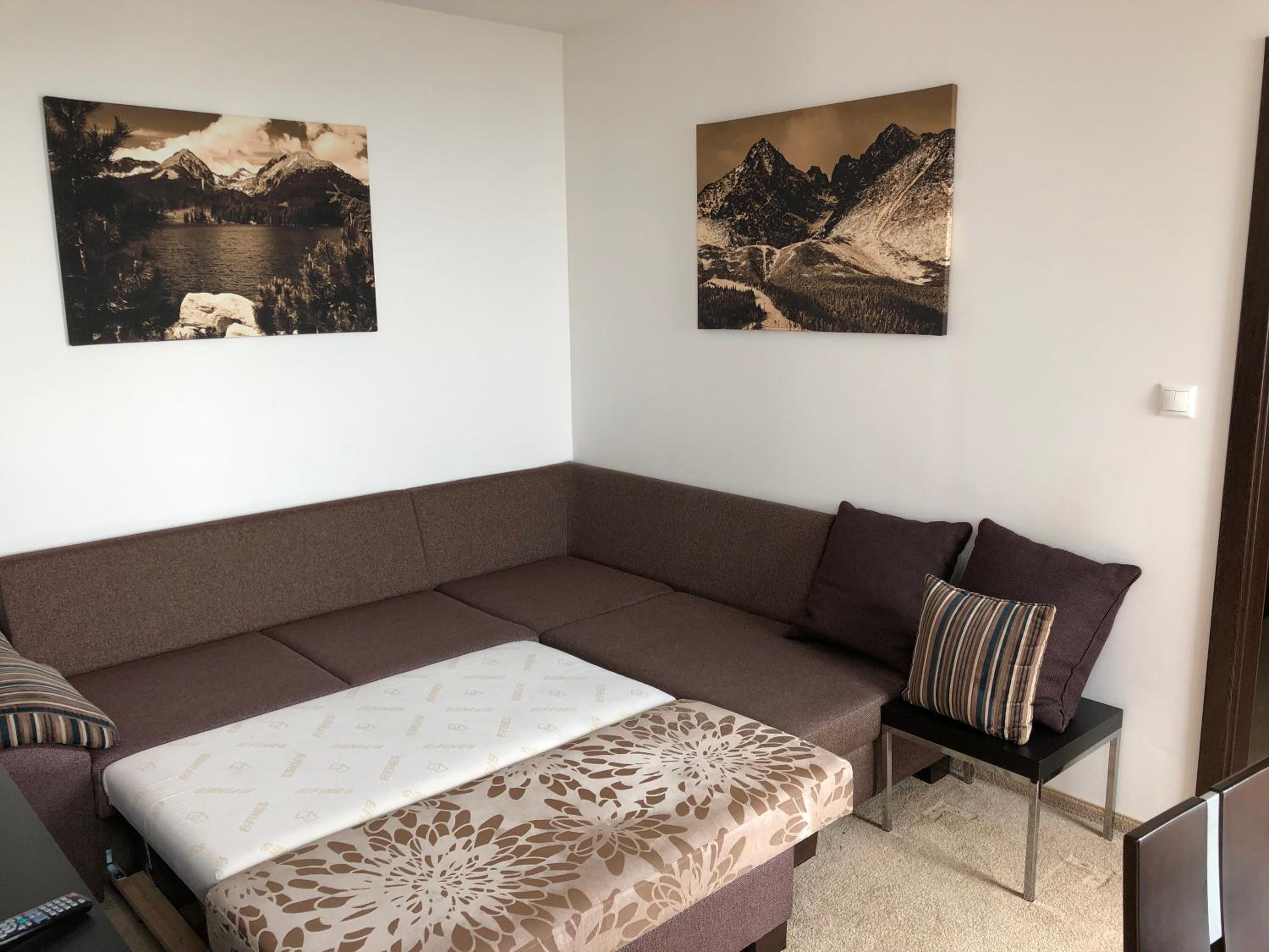 One-Bedroom Apartment - Photo 23