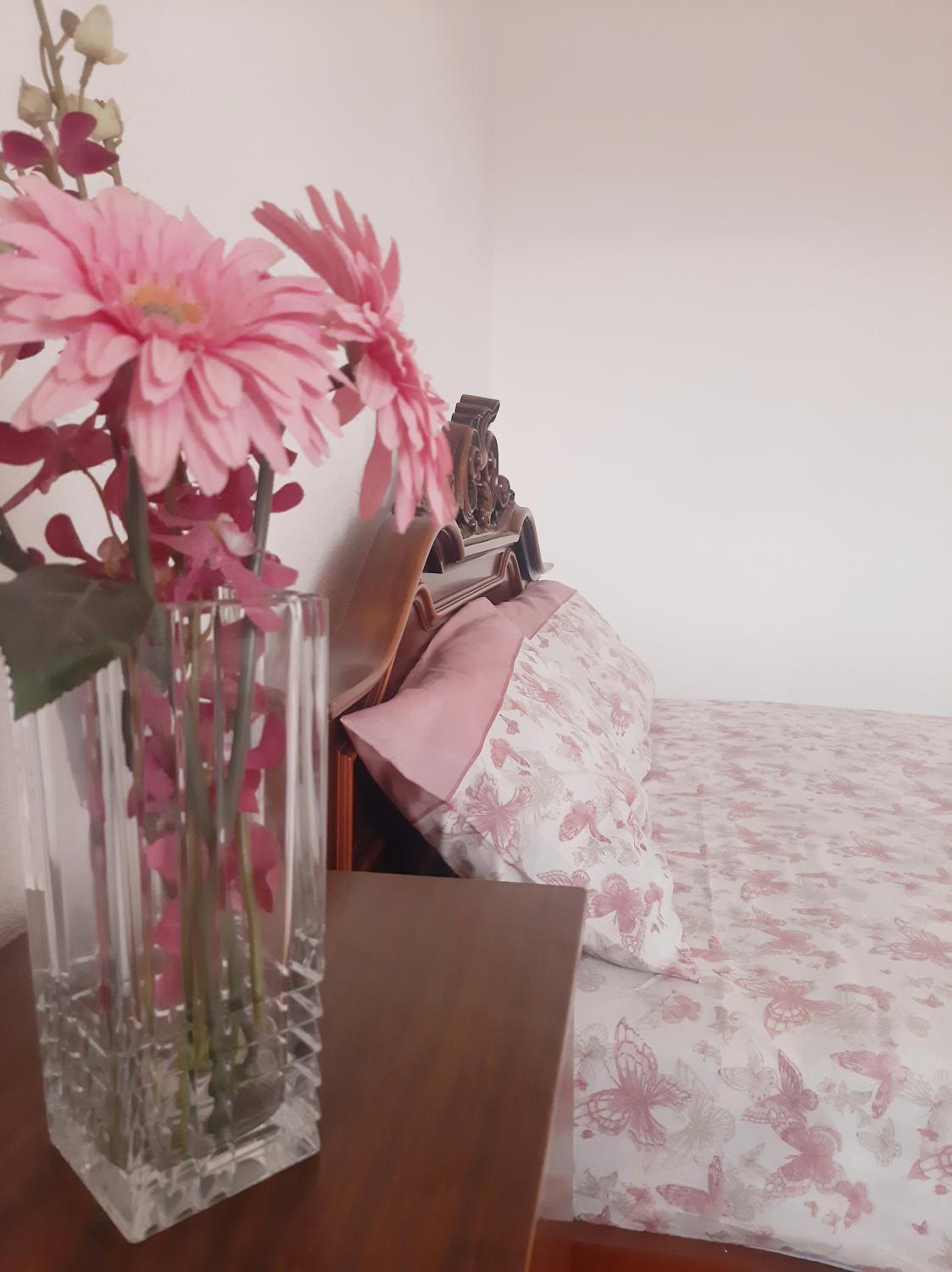 Deluxe Double Room (2 Adults + 1 Child)