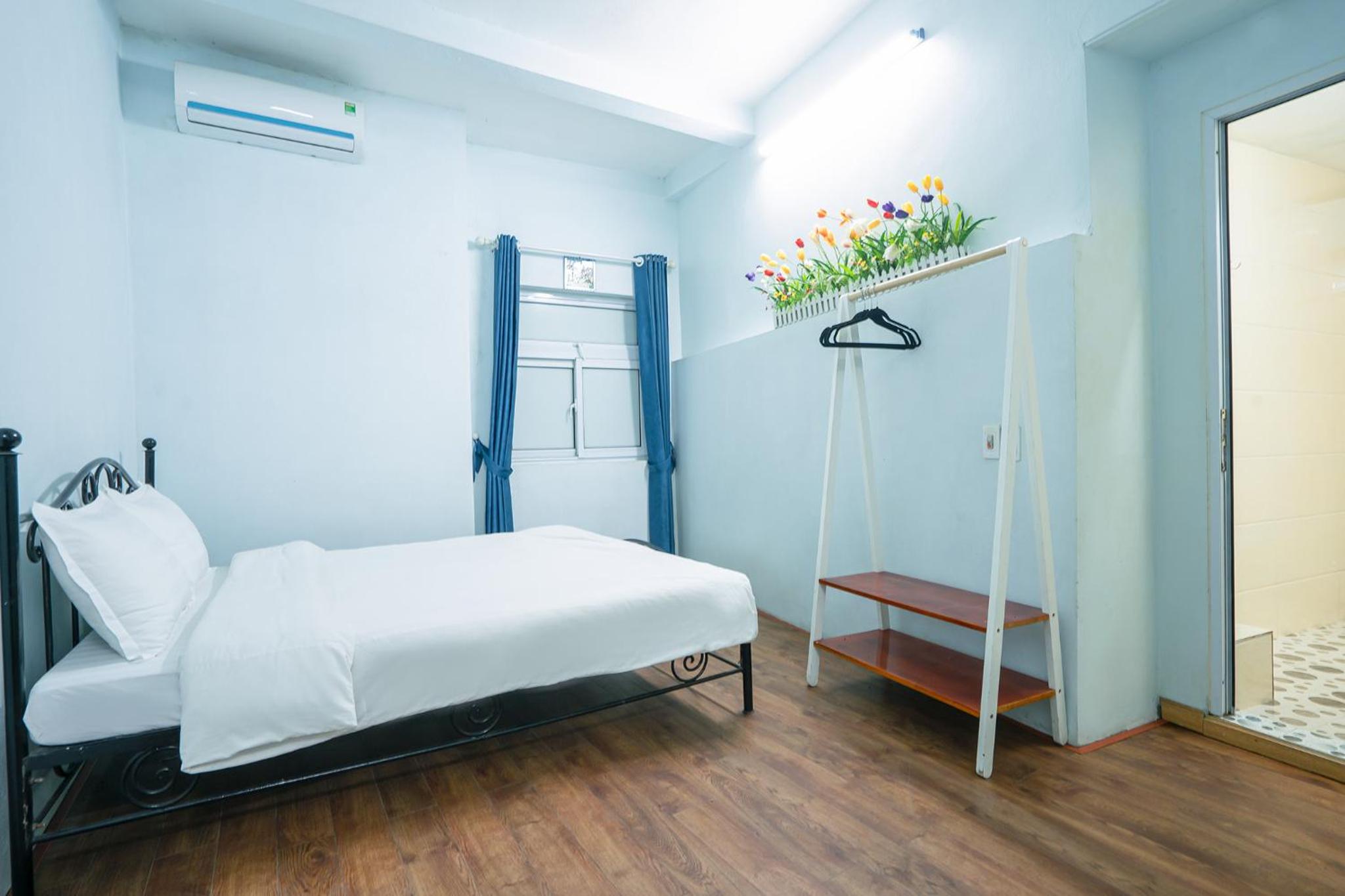 Budget Double Room photo 3