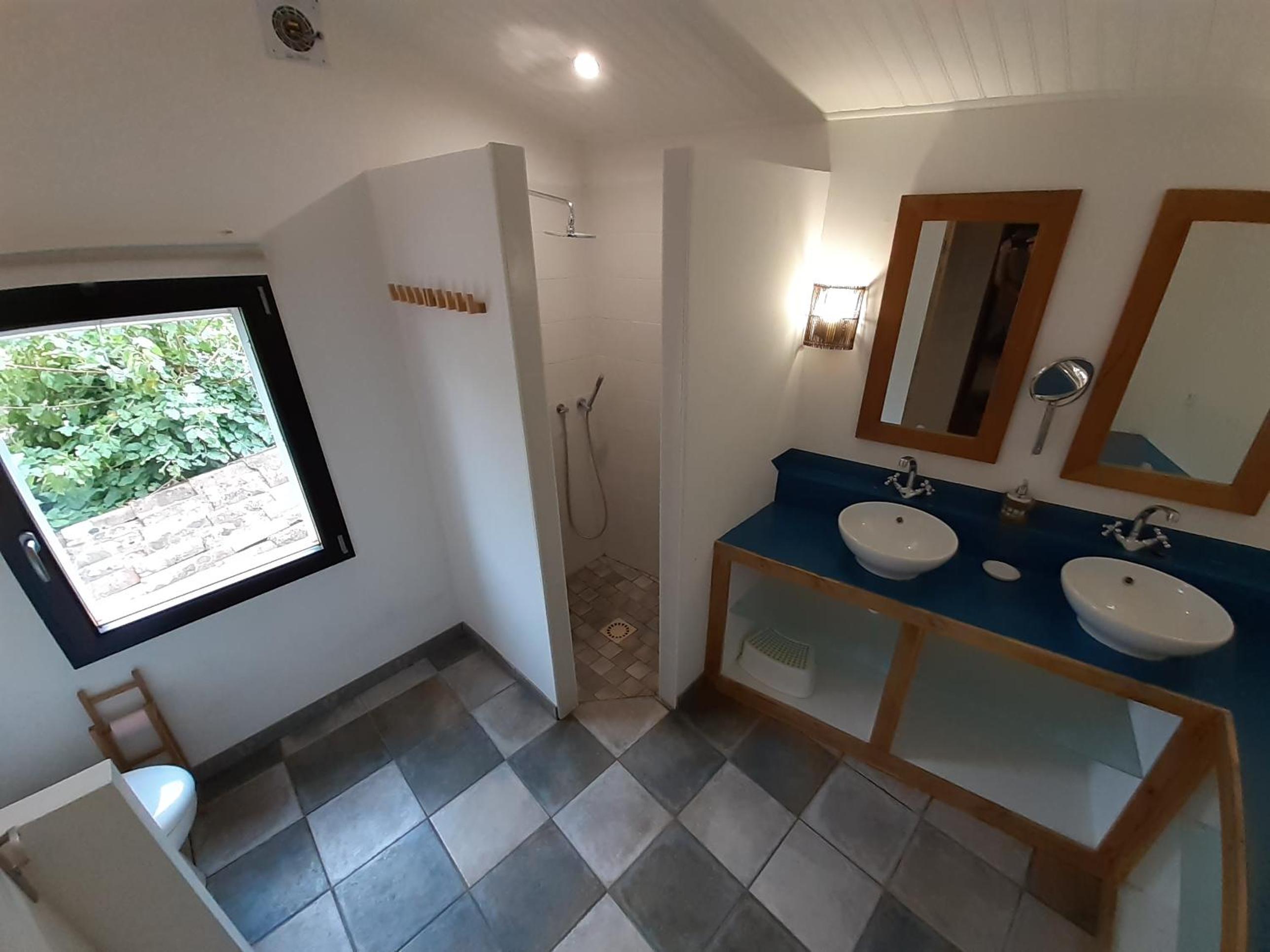 Quadruple Room with Terrace photo 2