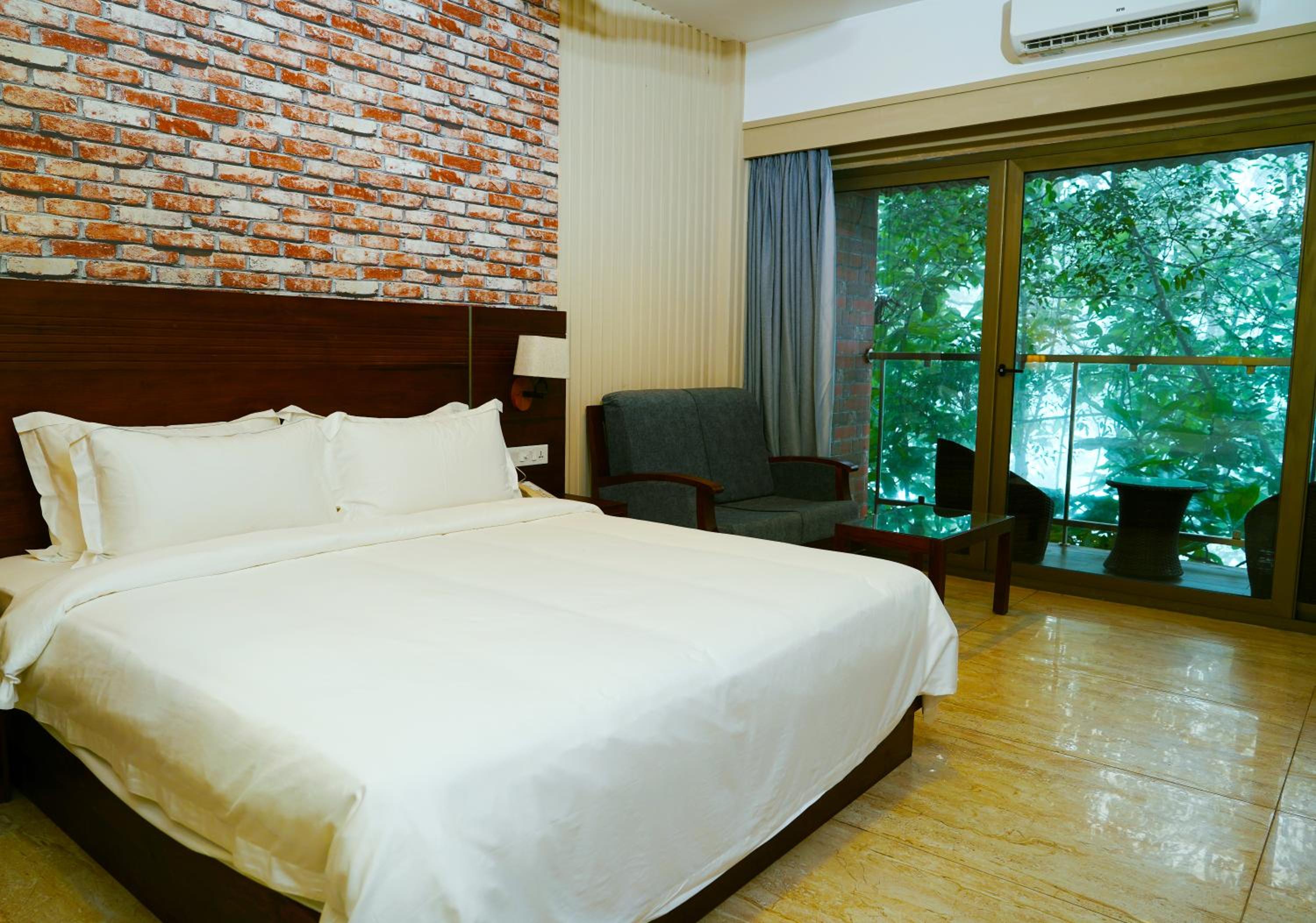 Grove View Melton with 10% discount on Spa,20 % Discount On Lunch & Complimentary Tea & snacks Grove View Melton with 10% discount on Spa,20 % Discount On Lunch & Complimentary Tea & snacks
