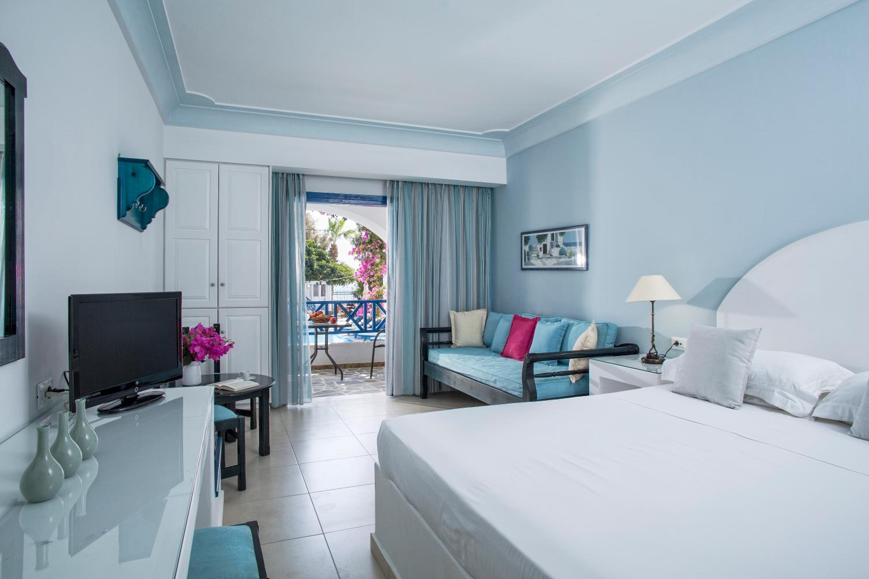 Superior Triple Room - Photo 21