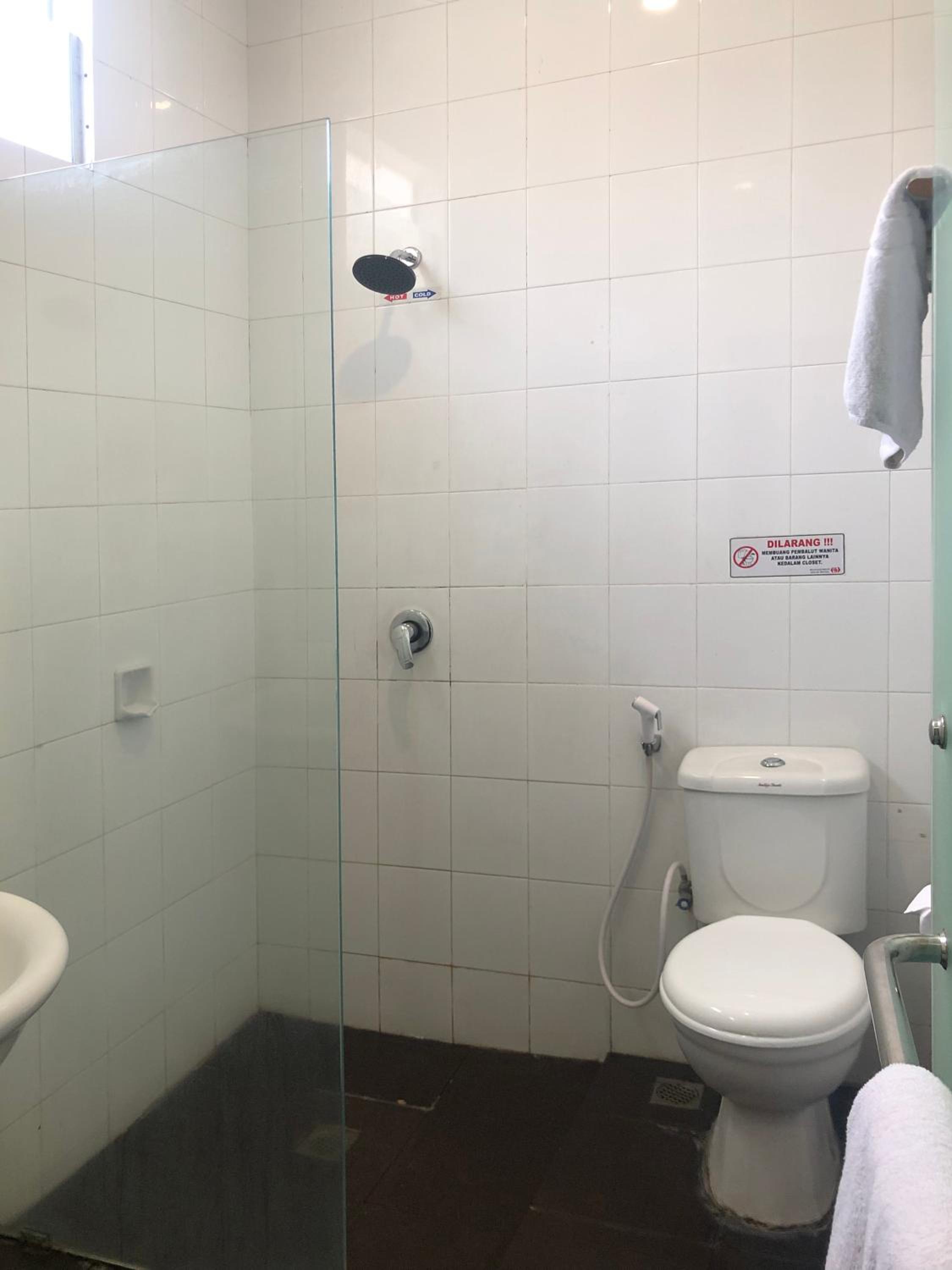 Standard Double or Twin Room photo 3