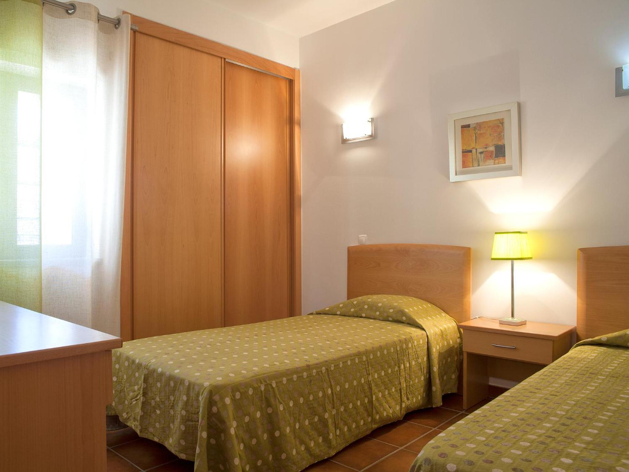 One-Bedroom Apartment (4 Adults) photo 3