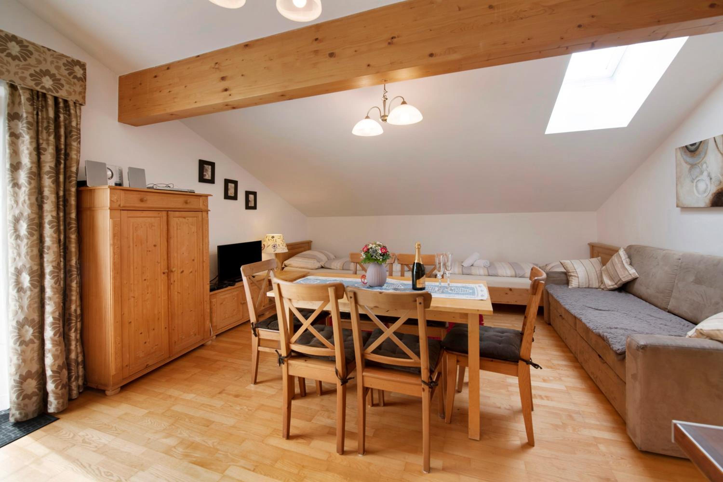 Superior One-Bedroom Apartment with Balcony