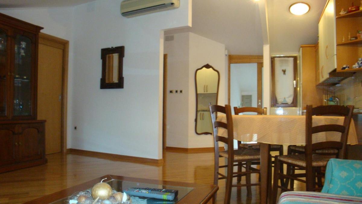 Two-Bedroom Apartment photo 3