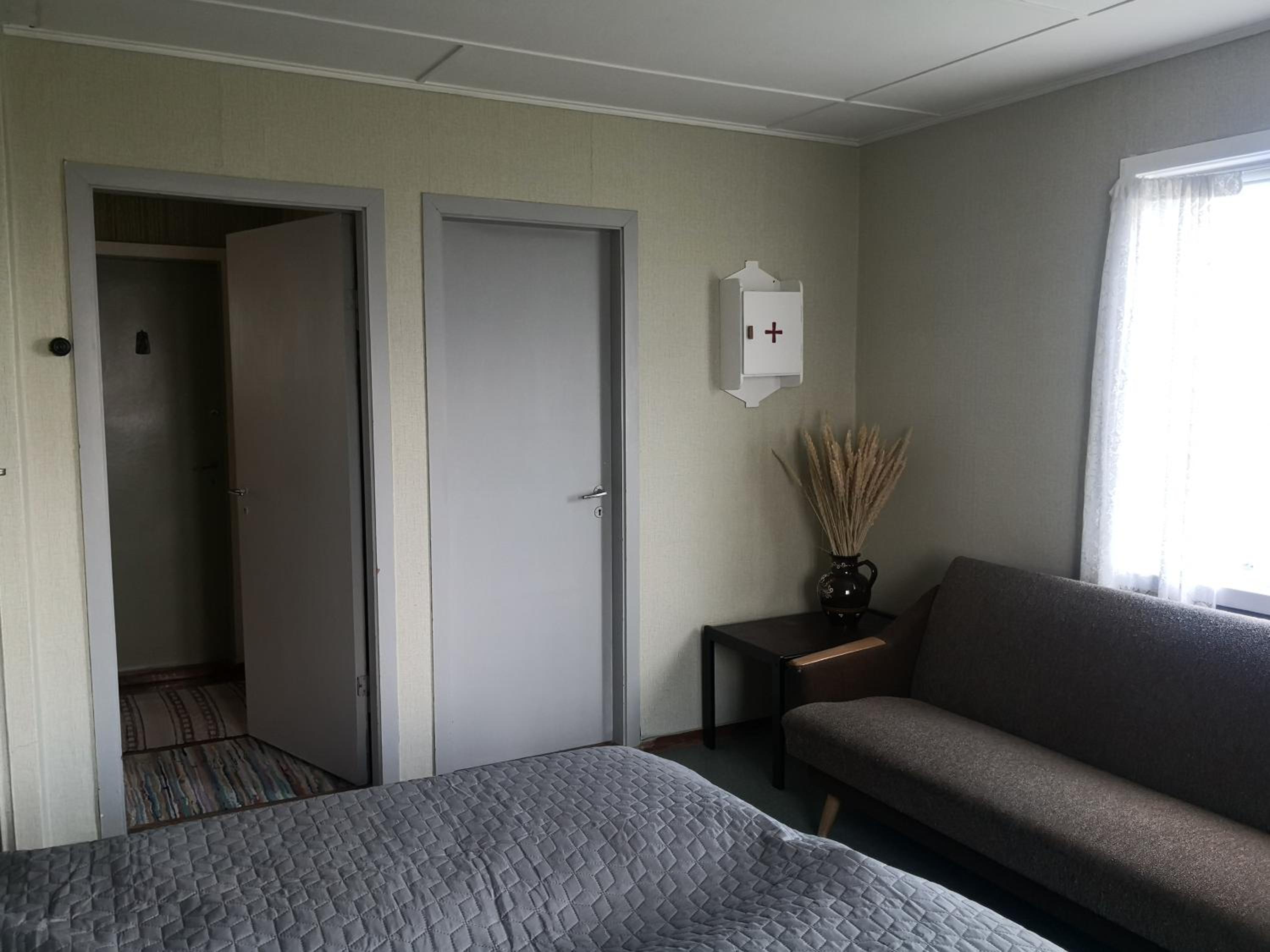 Four-Bedroom House - Photo 24