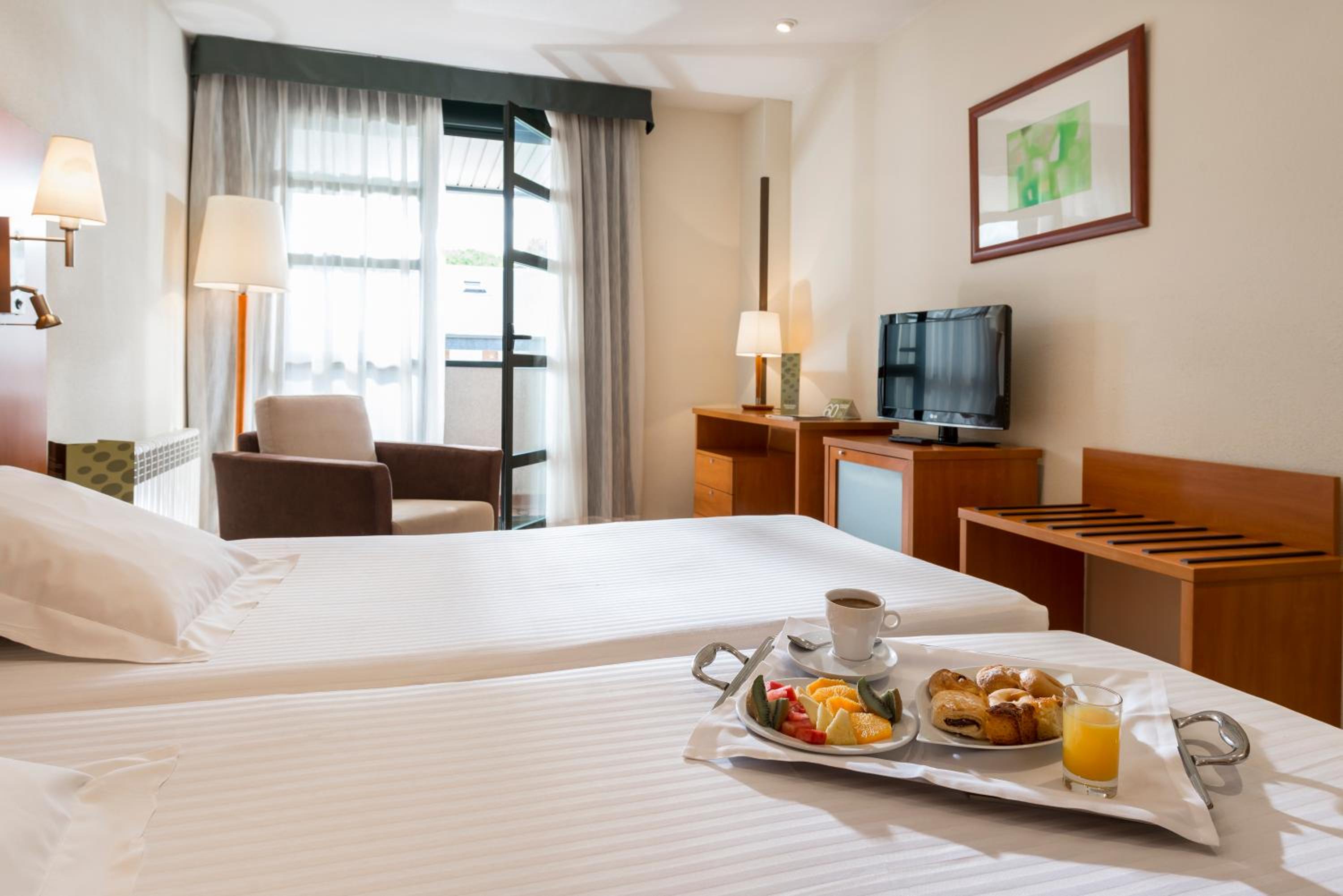 Double or Twin Room - Photo 1