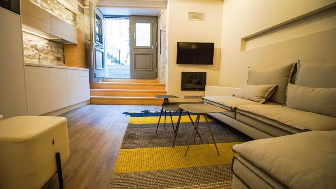 Two-Bedroom Superior Apartment photo 2