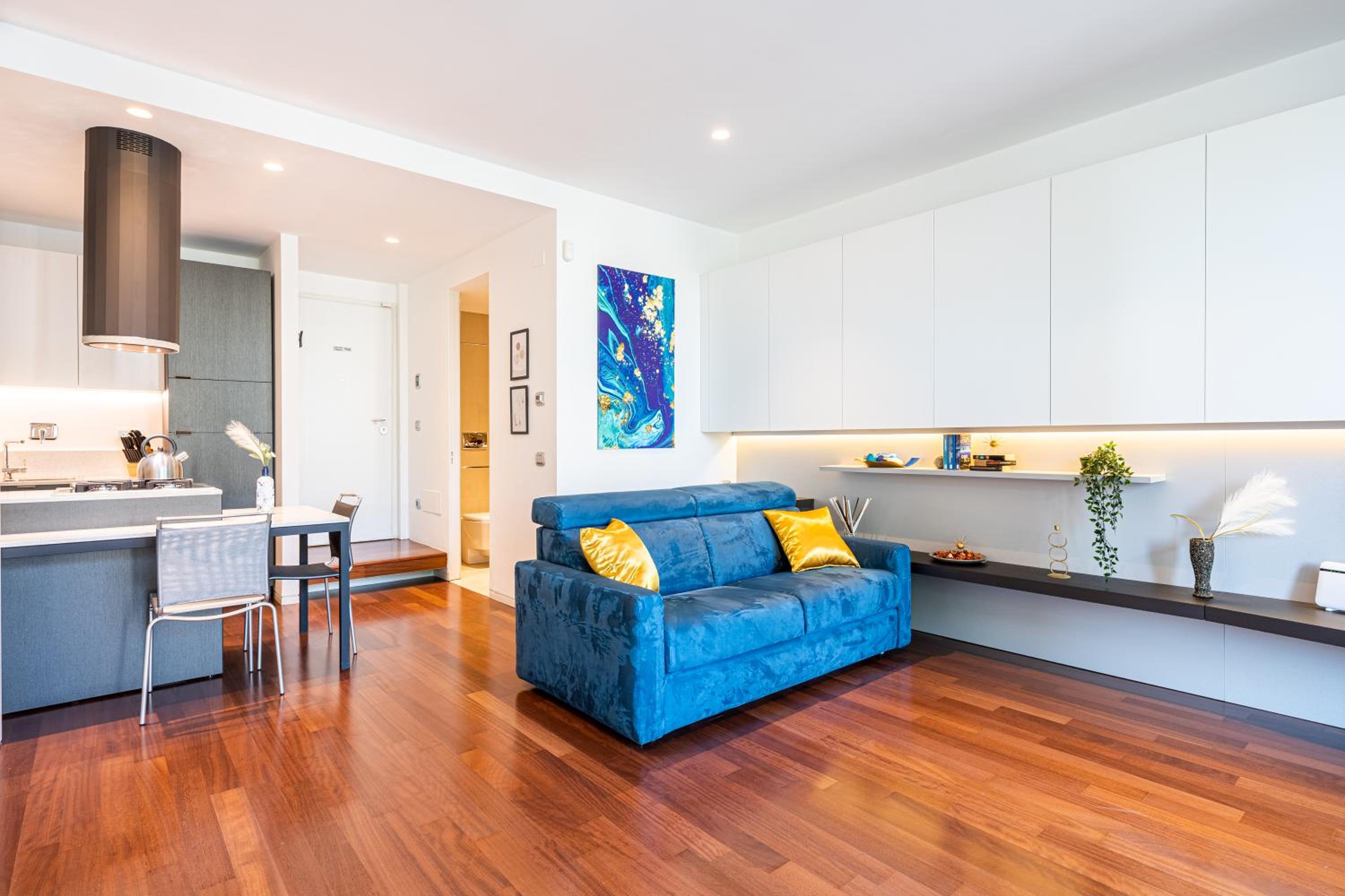 One-Bedroom Apartment