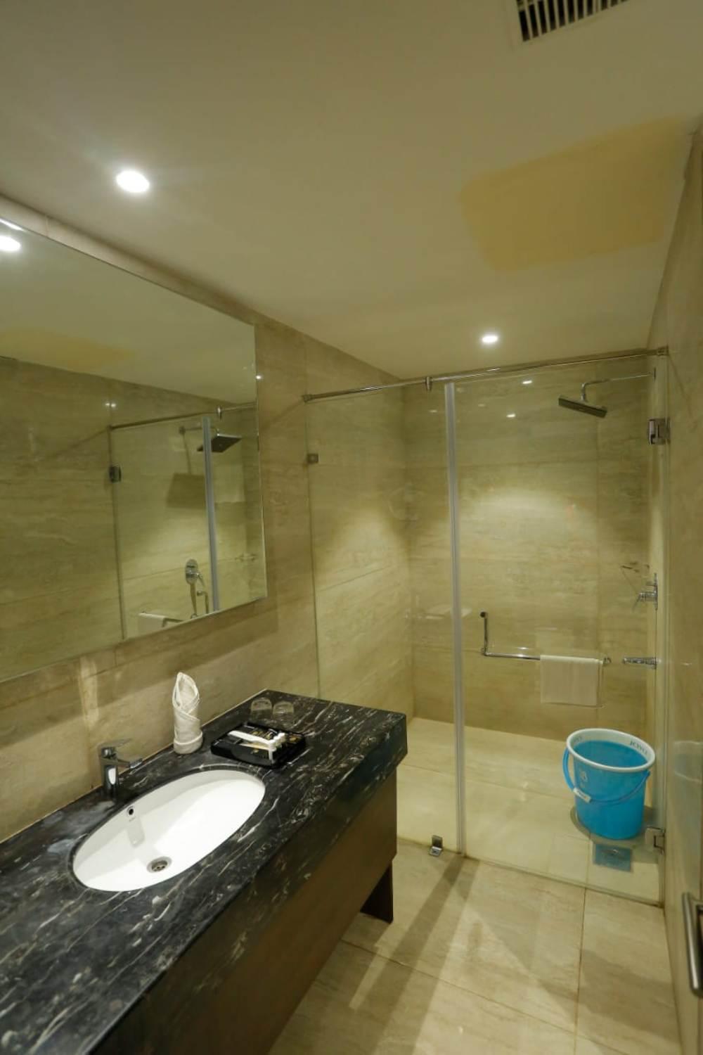 Executive Room - Photo 4
