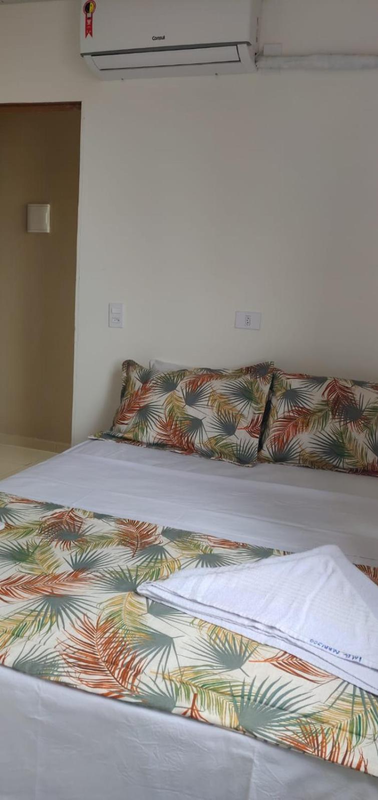 Deluxe Double Room with Side Sea View - Photo 13