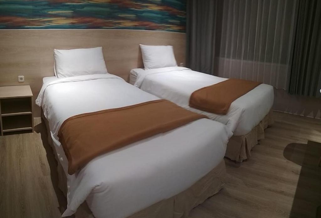 Standard Double or Twin Room - Photo 5