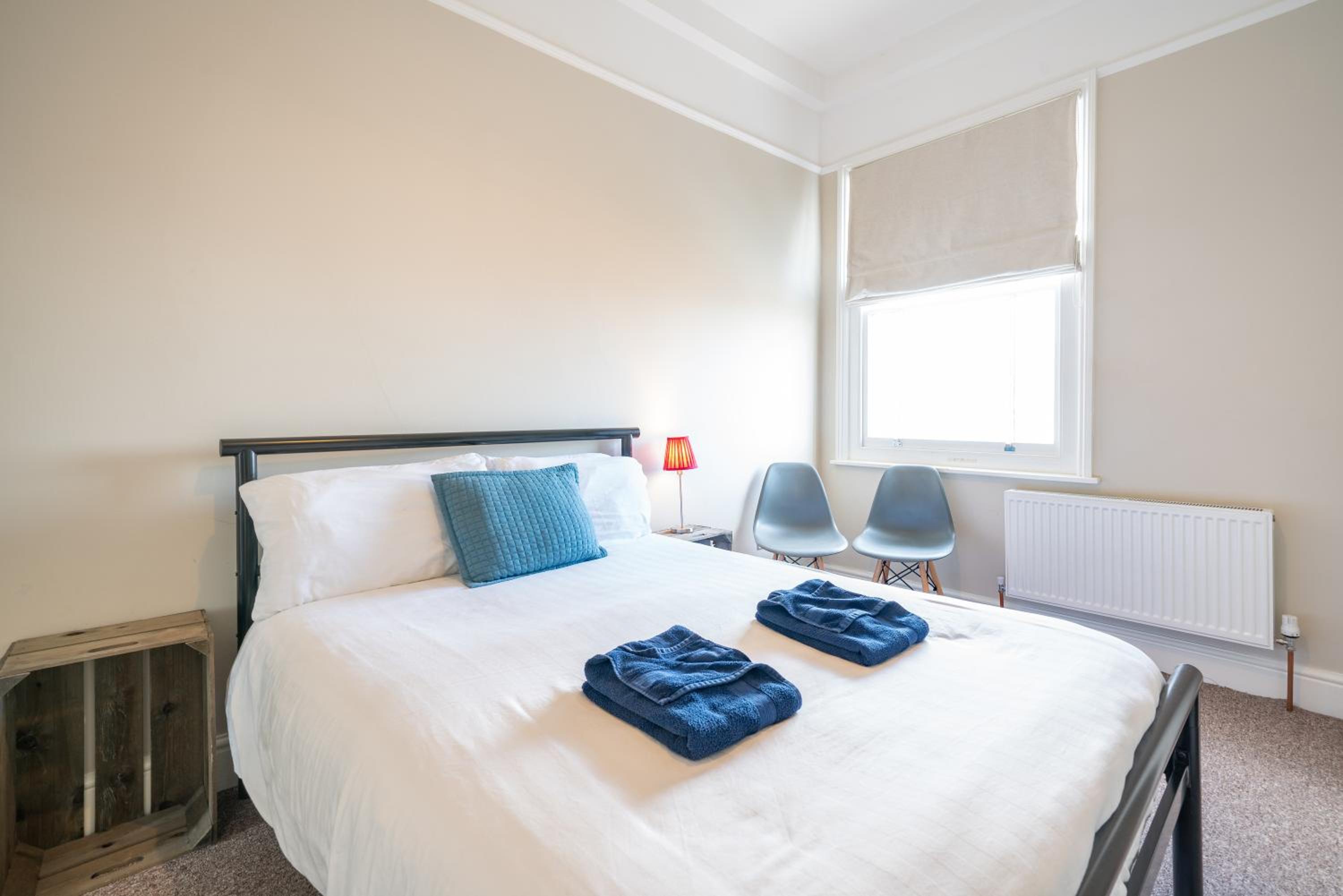 Deluxe Double Room with Sea View - Photo 3