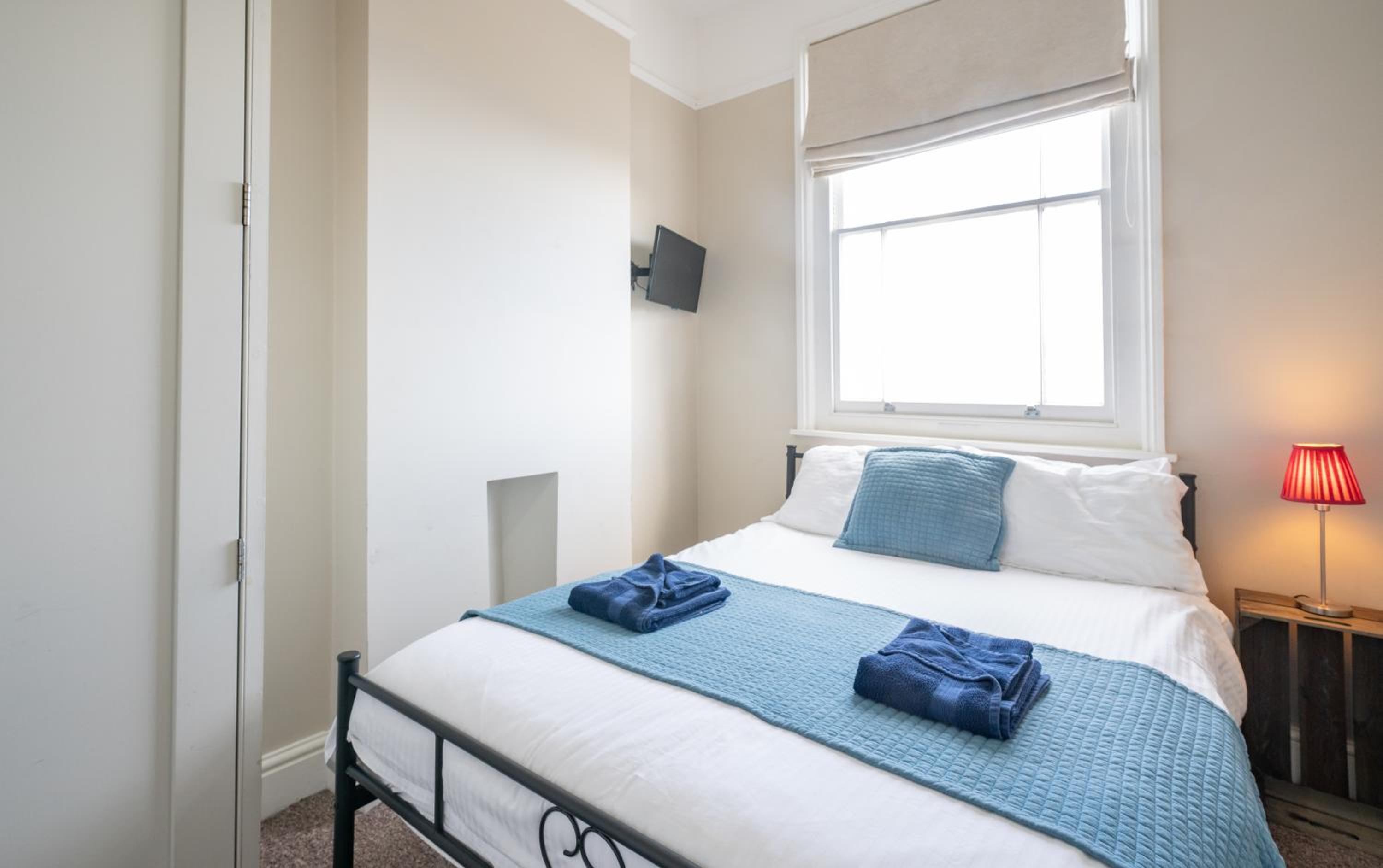 Double Room with Sea View - Photo 4