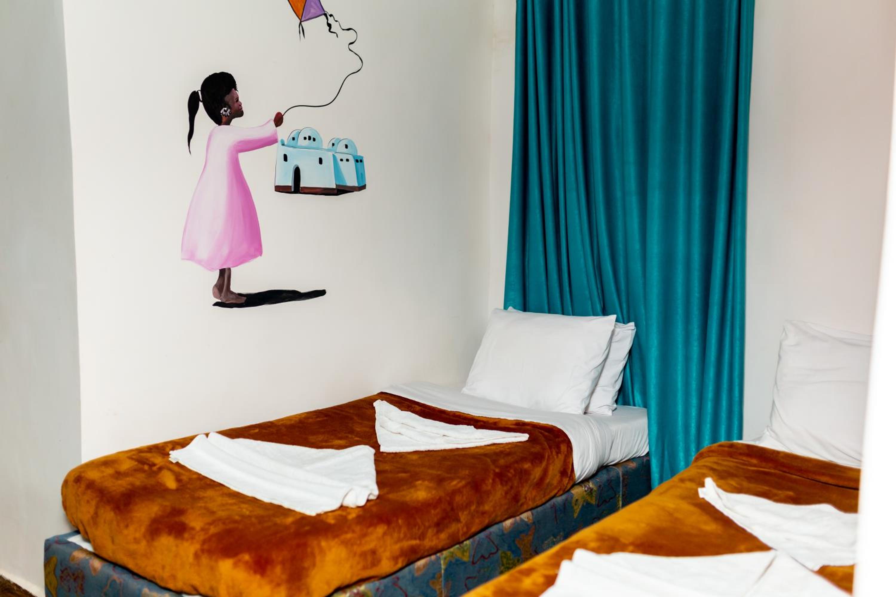 Deluxe Double Room with Side Sea View - Photo 4