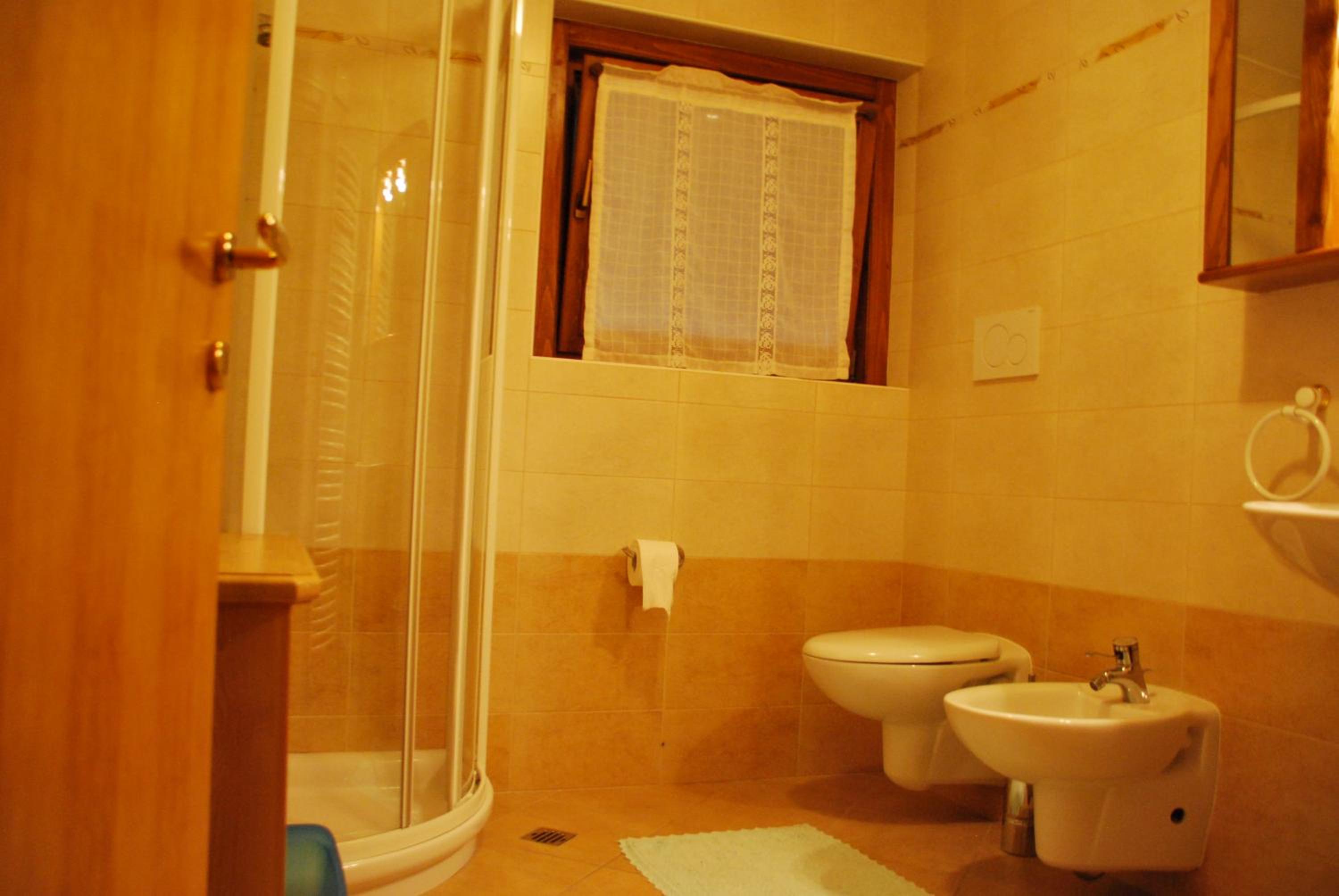 Apartment - Ground Floor photo 3